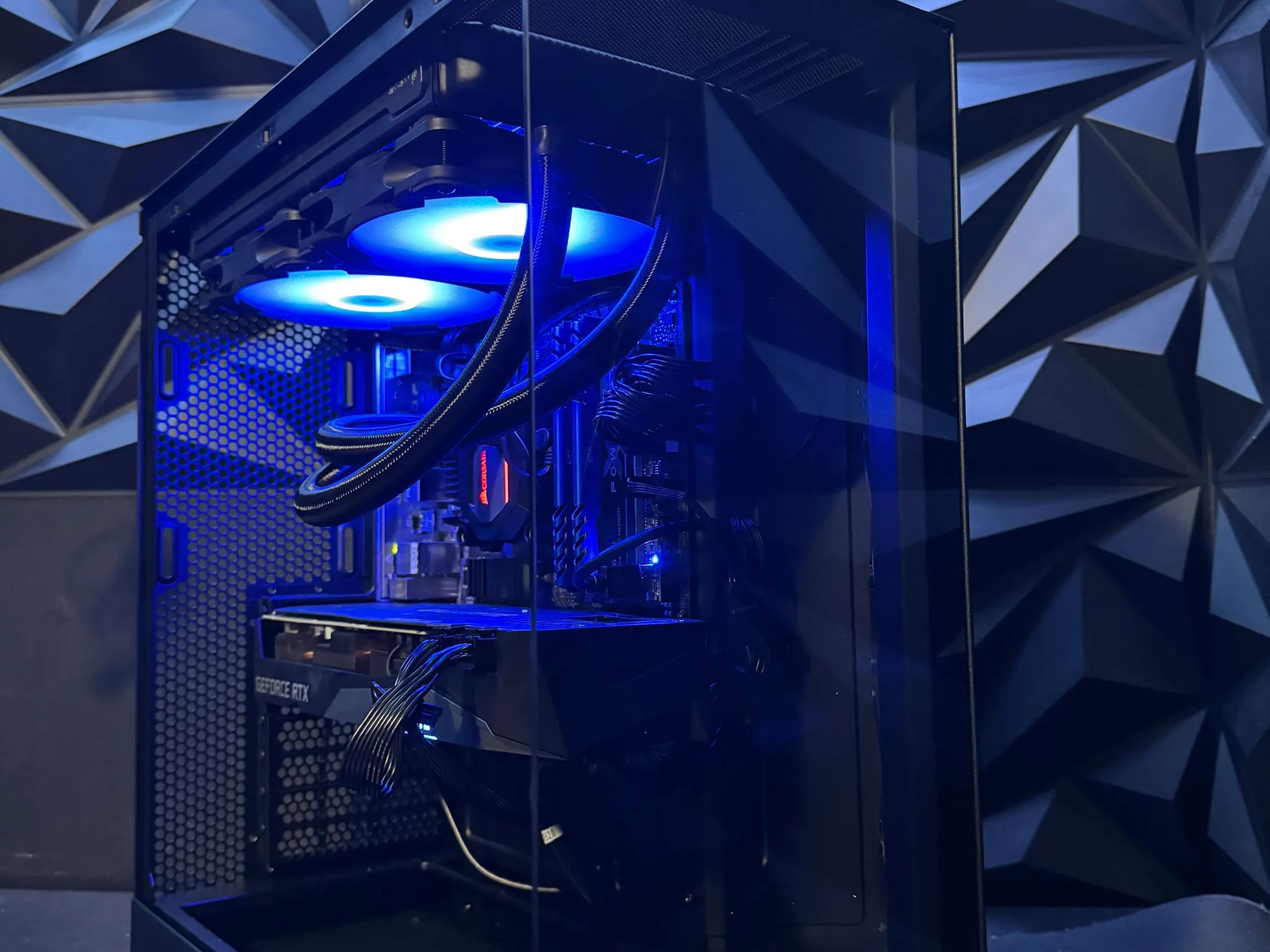 BF SALE! 🌑✦Shadow Strike🌑✦ |i7 12700KF |RTX 3070| 32 GB DDR4 3200MHZ| 1.25 TB NVME
