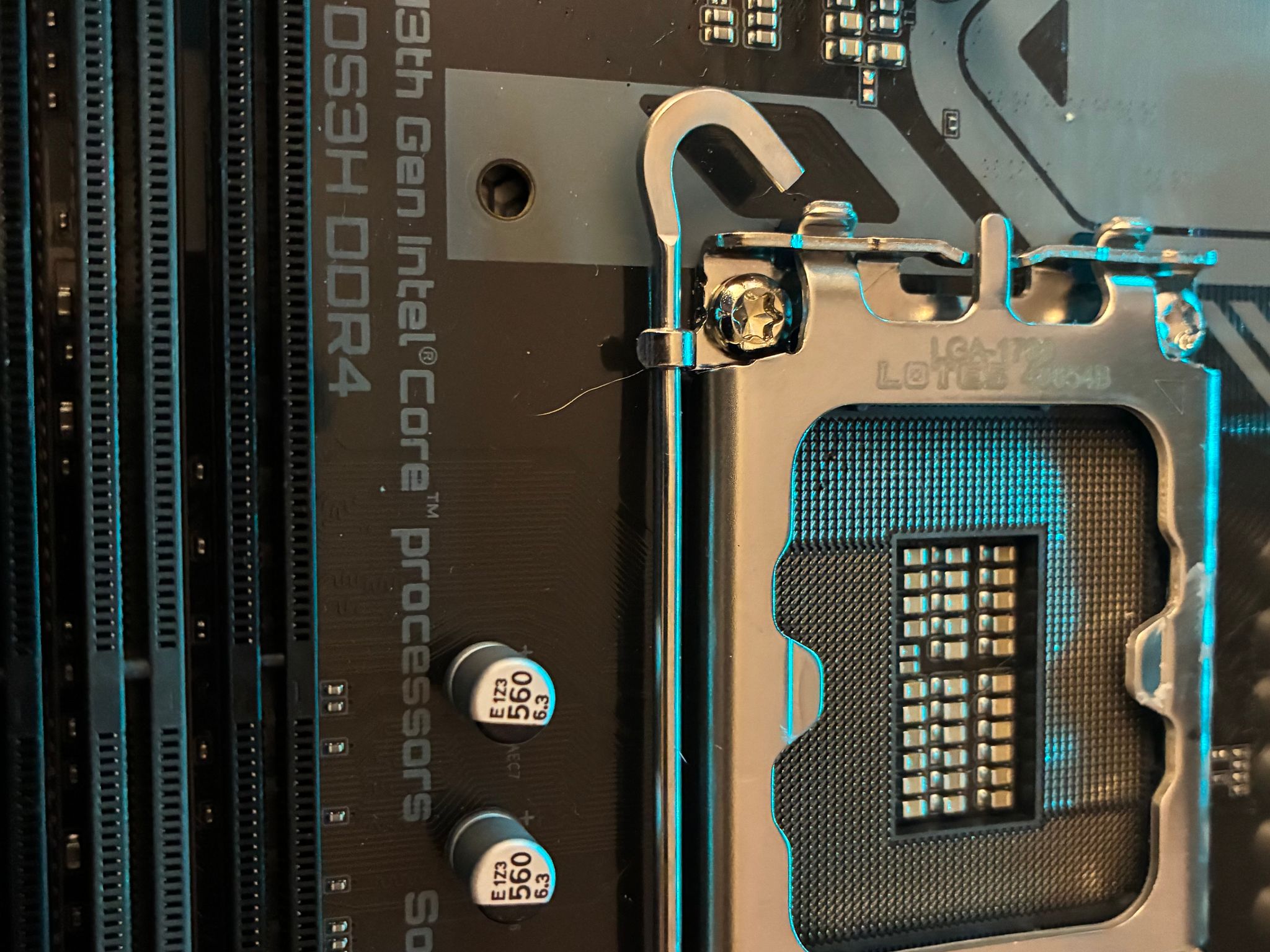 GIGABYTE B760 DS3H DDR4