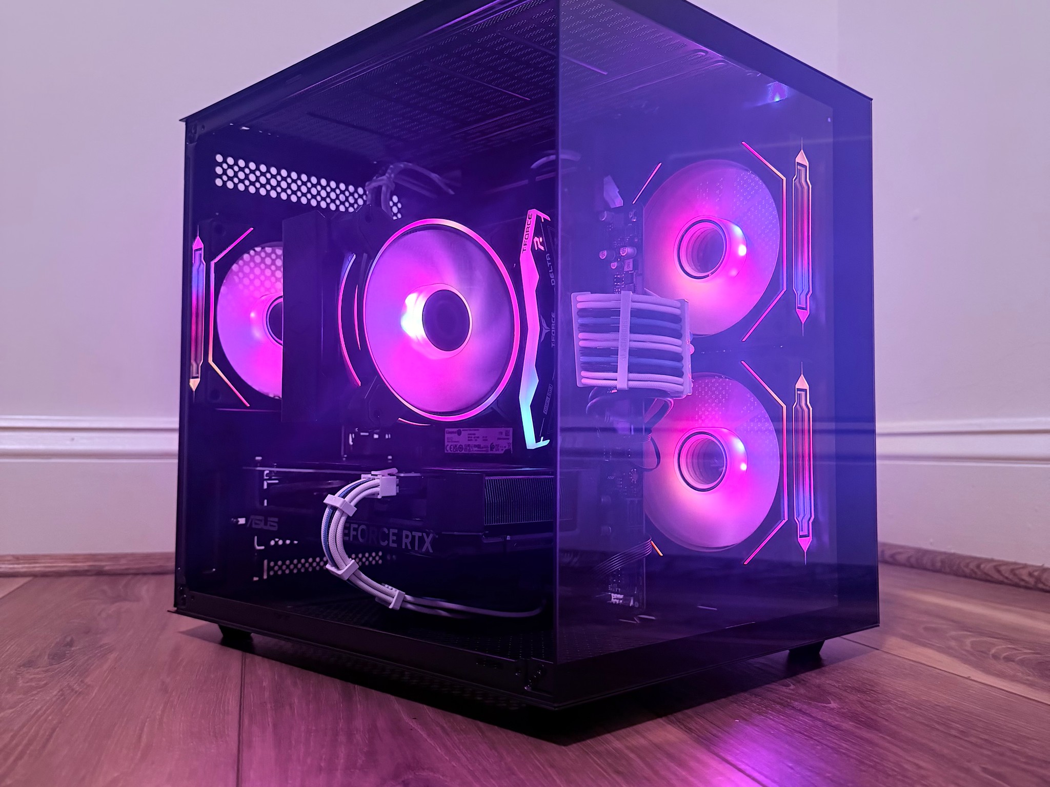 ⚫️"Prism Void"⚫️| 1080/1440p Gaming | Ryzen 7 9700X | RTX 4060 Ti | 16B DDR5 | 1tb Storage