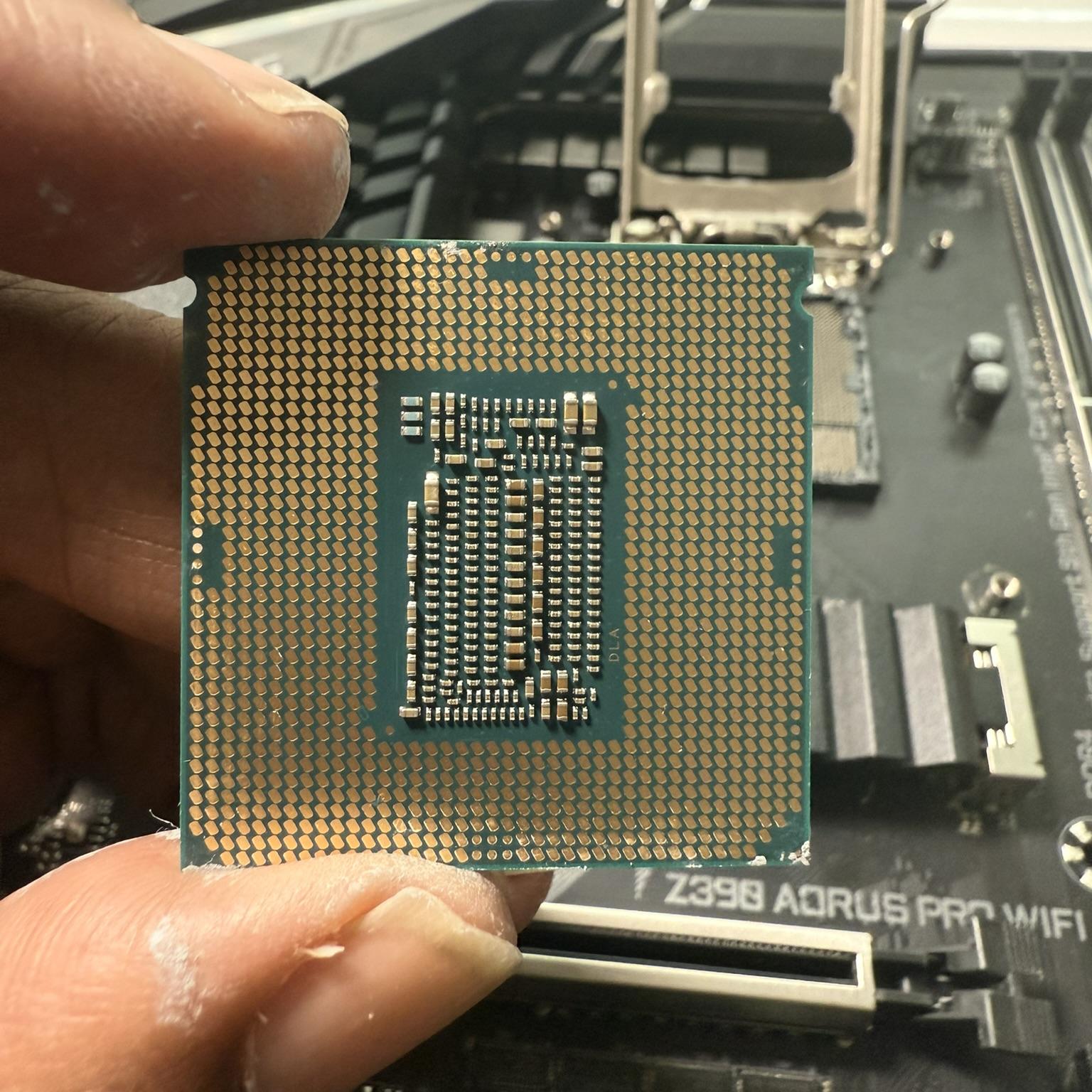 Gigabyte Z390 Aorus Pro WiFi w/i5 9600K