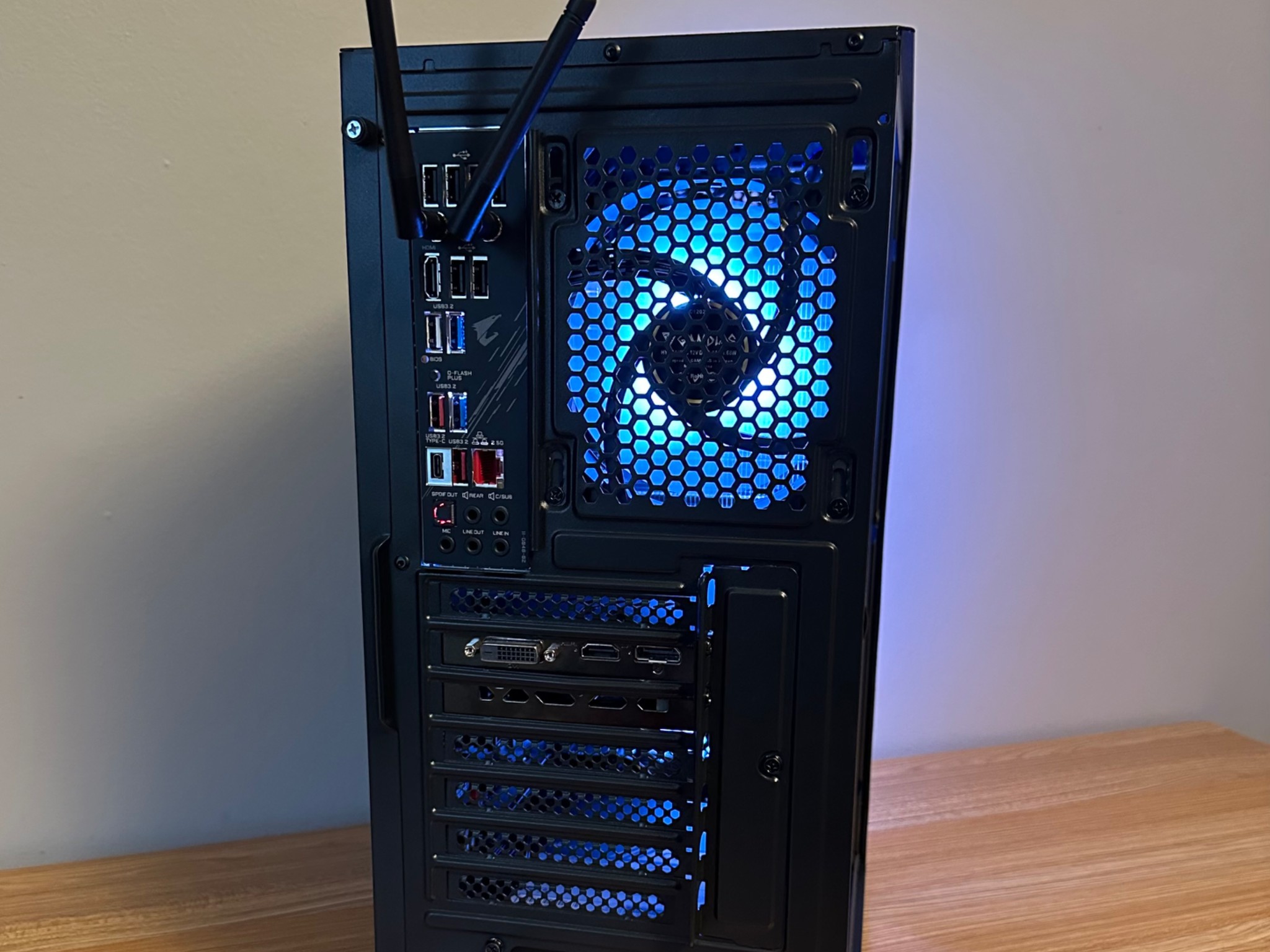 Budget RTX Gaming PC RTX 2060 Ryzen 7 16GB RAM 1TB HDD + NVMe SSD WiFi aRGB NEW