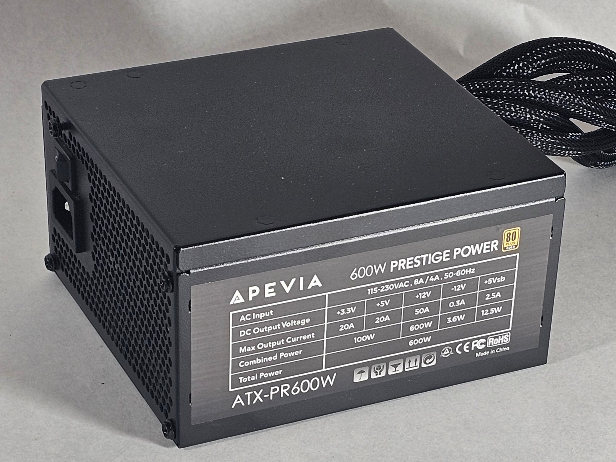 600 Watt PSU Apevia ATX-PR600W Prestige Power Supply