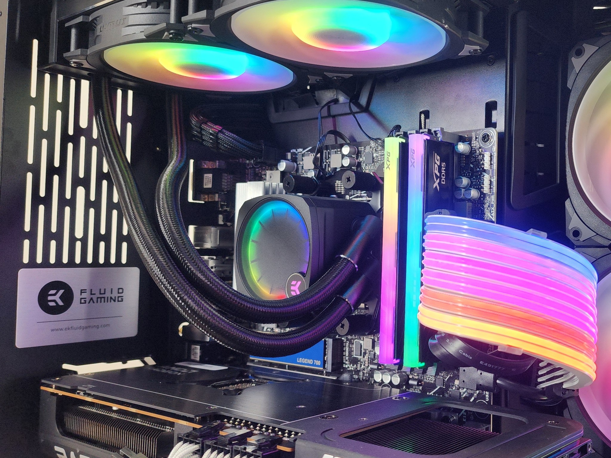 Gaming PC Ryzen 7 7700X 32GB RAM 1TB SSD RX 9070 XT 16GB Windows 11 Computer