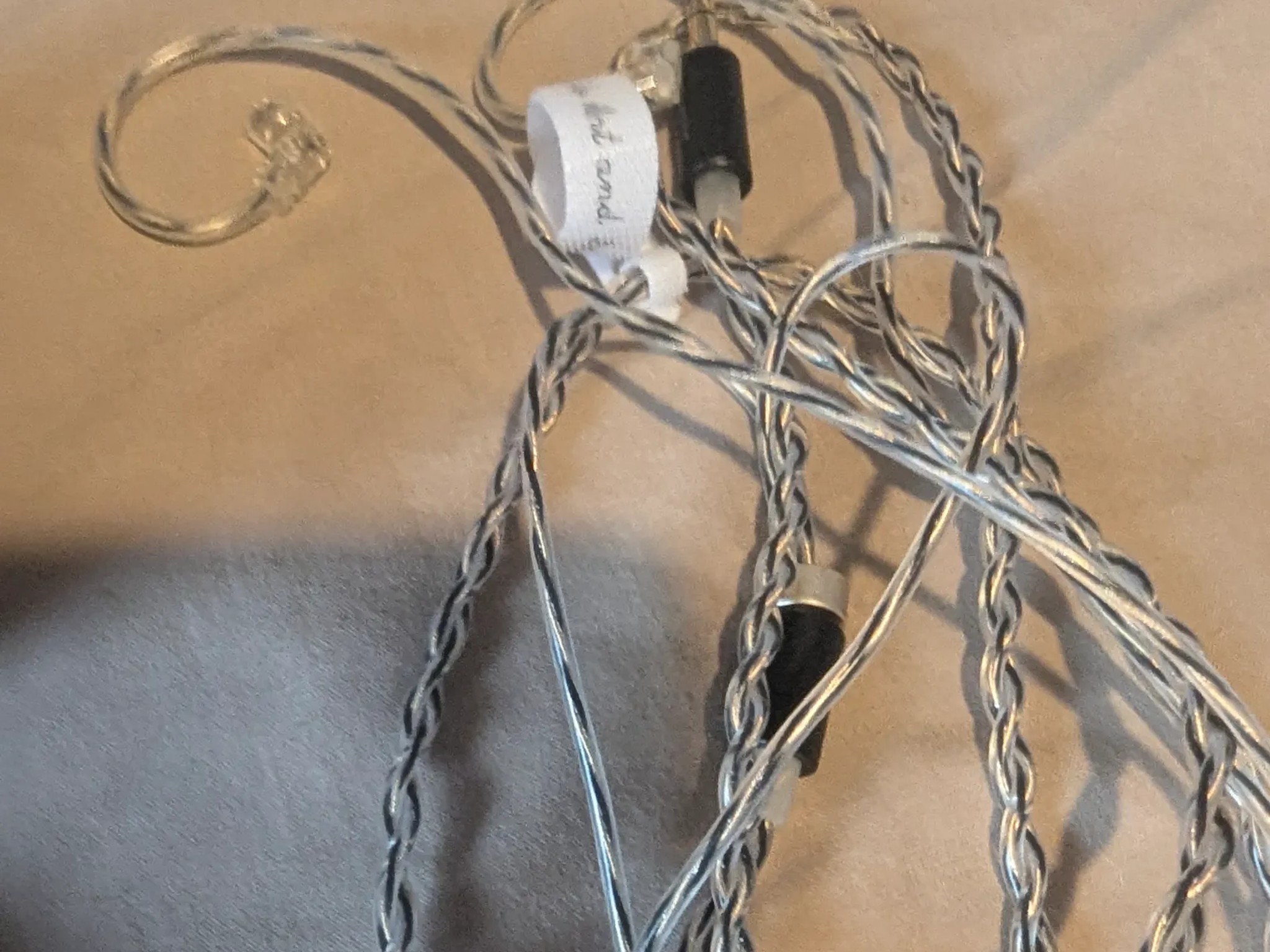 Linsoul SIMGOT EM6L (Lightly used)
