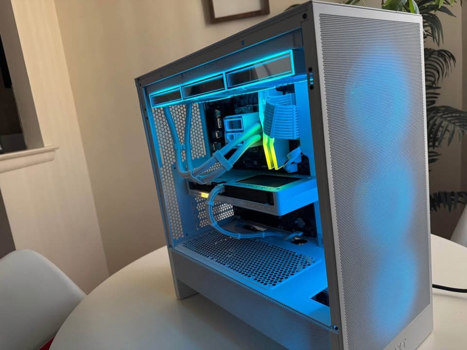 Gaming PC | RTX 5060 TI 16GB | INTEL 12600KF | 32GB RAM | 1TB SSD | WINDOWS 11
