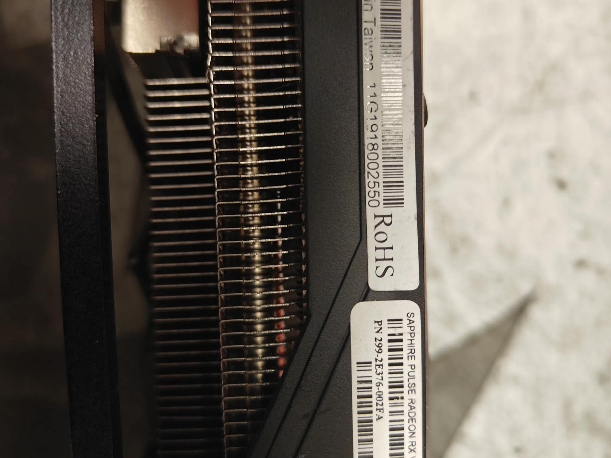 Sapphire Pulse Vega 56