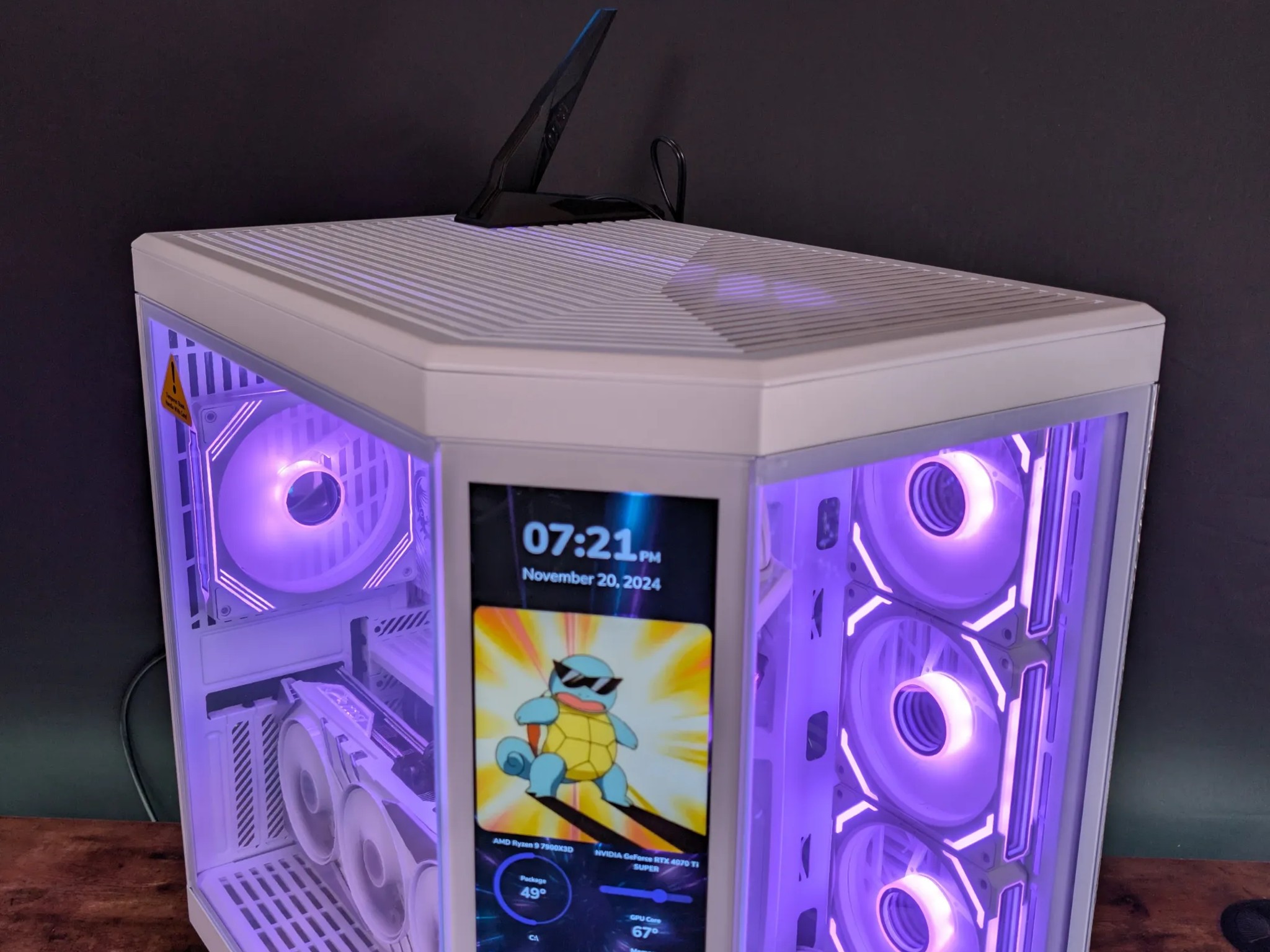 RTX 4070ti Super // Ryzen 9 7900x3D // 32GB DDR5 // 2TB Samsung 990 Pro // WiFi - Hyte Y70 Infinite!