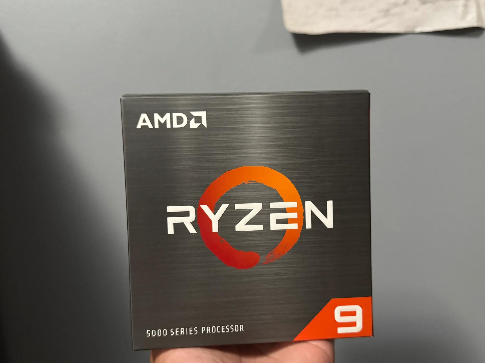 AMD Ryzen 5 5600G CPU/APU AM4 3.9 GHz Used - With Stock Cooler - NOT IN ORIGINAL BOX