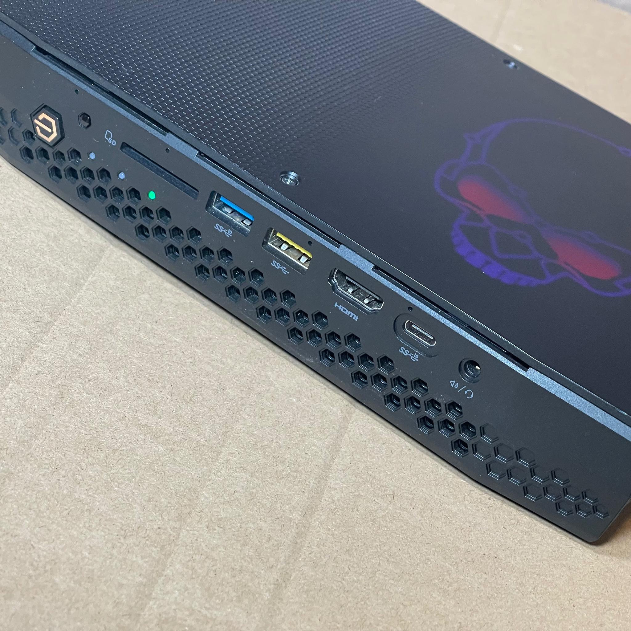 Intel NUC - NUC8i7HVK, Used, Tested, i7-8809G, 32GB, 1.5TB