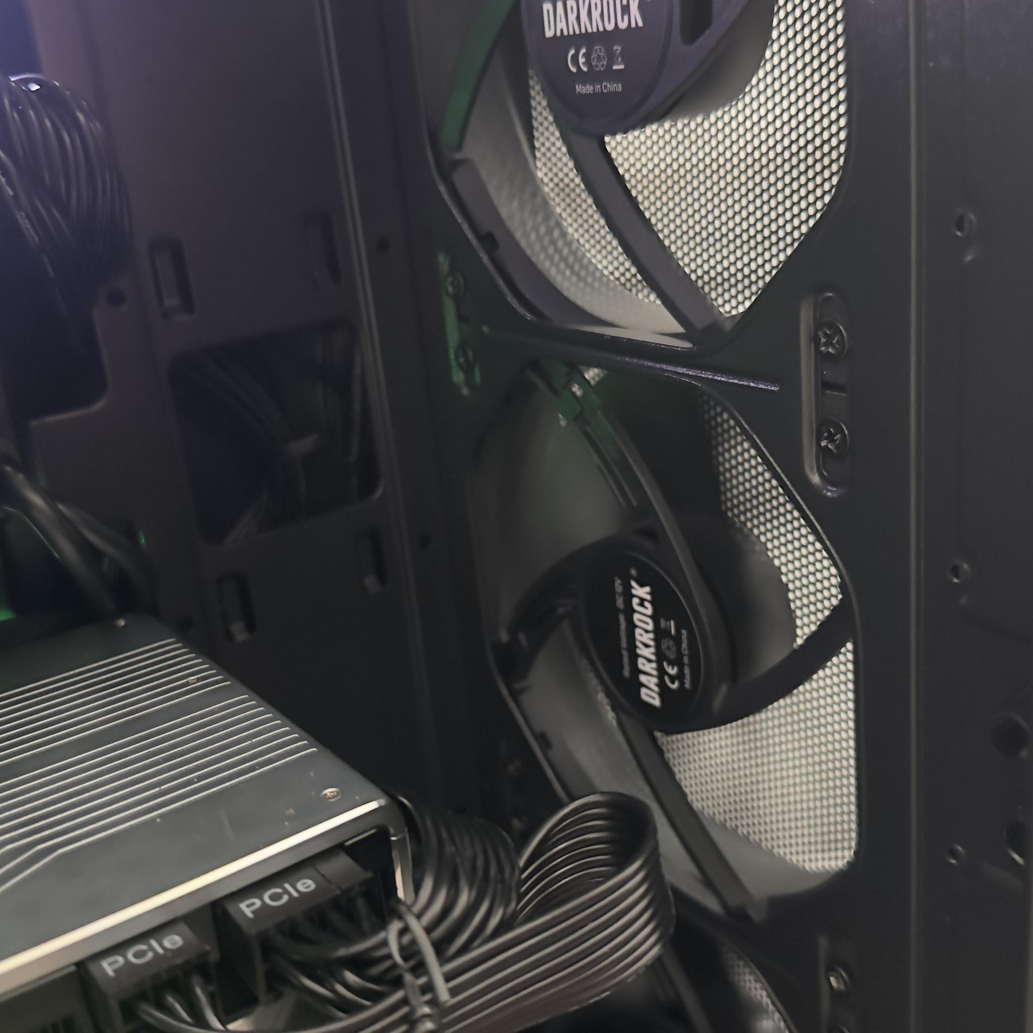 Midrange No-RGB Beast - 10600K 2080 Super FE