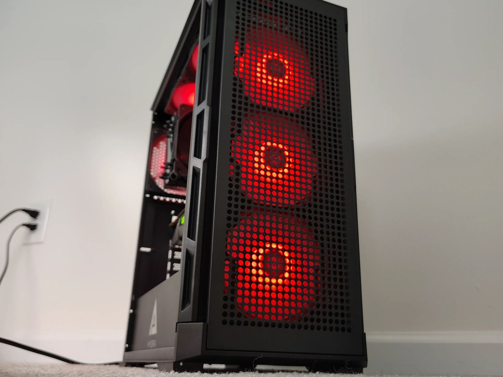 [SALE-$30 OFF]𝓕𝓞𝓤𝓝𝓓𝓡𝓨| GTX 1070 FE, i7-6700k, 16GB RAM, 1TB SSD Gaming PC 1440p - GLACIAL
