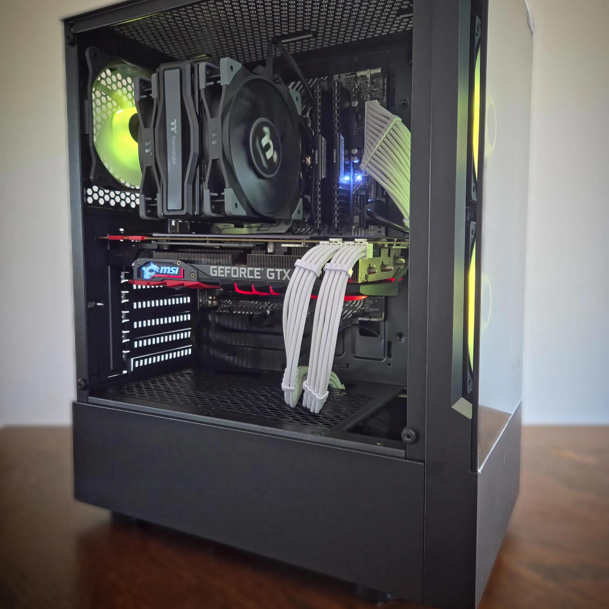 Starter PC! Intel i3 10100f - MSI 1080 Ti