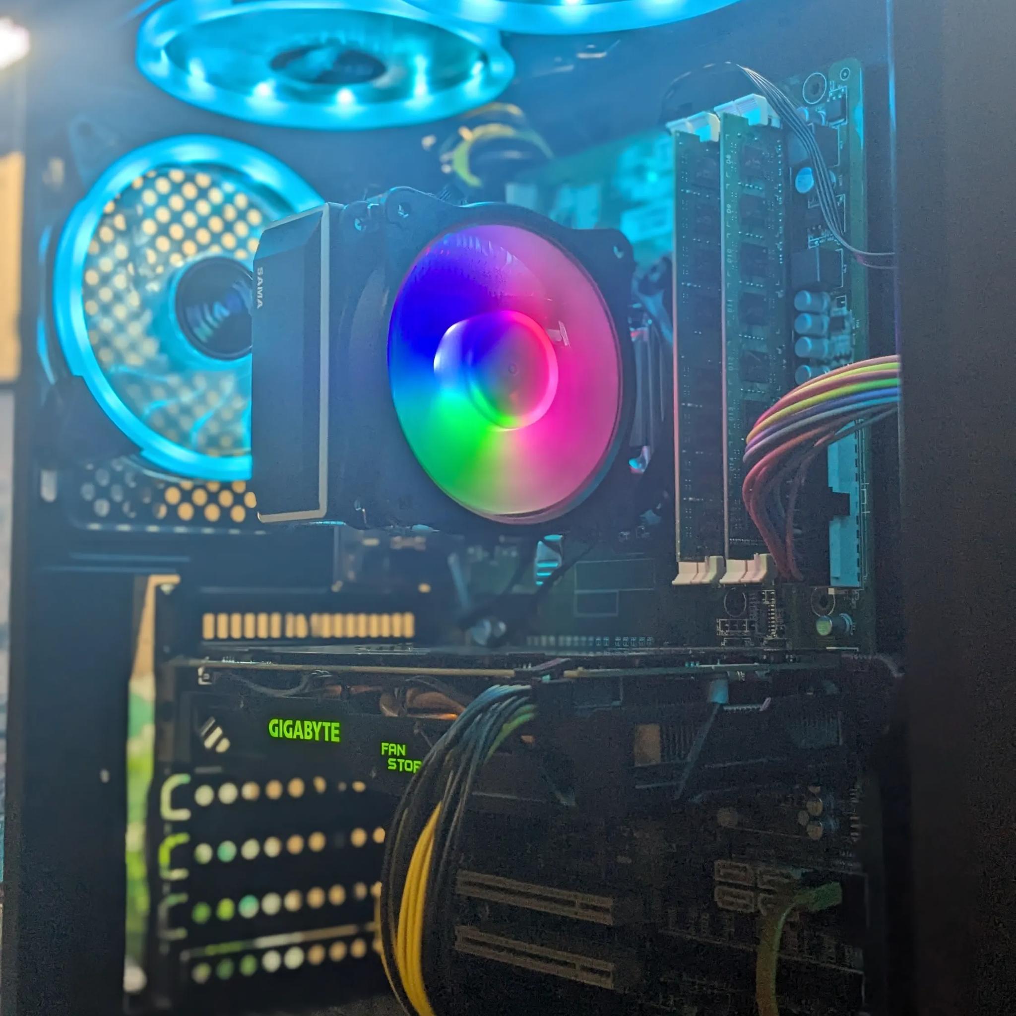 100 FPS Fortnite | 180 Day Warranty | i5-4590 , 16GB RAM, 480GB SSD, RX 570 4GB, RGB, Wifi, Win10
