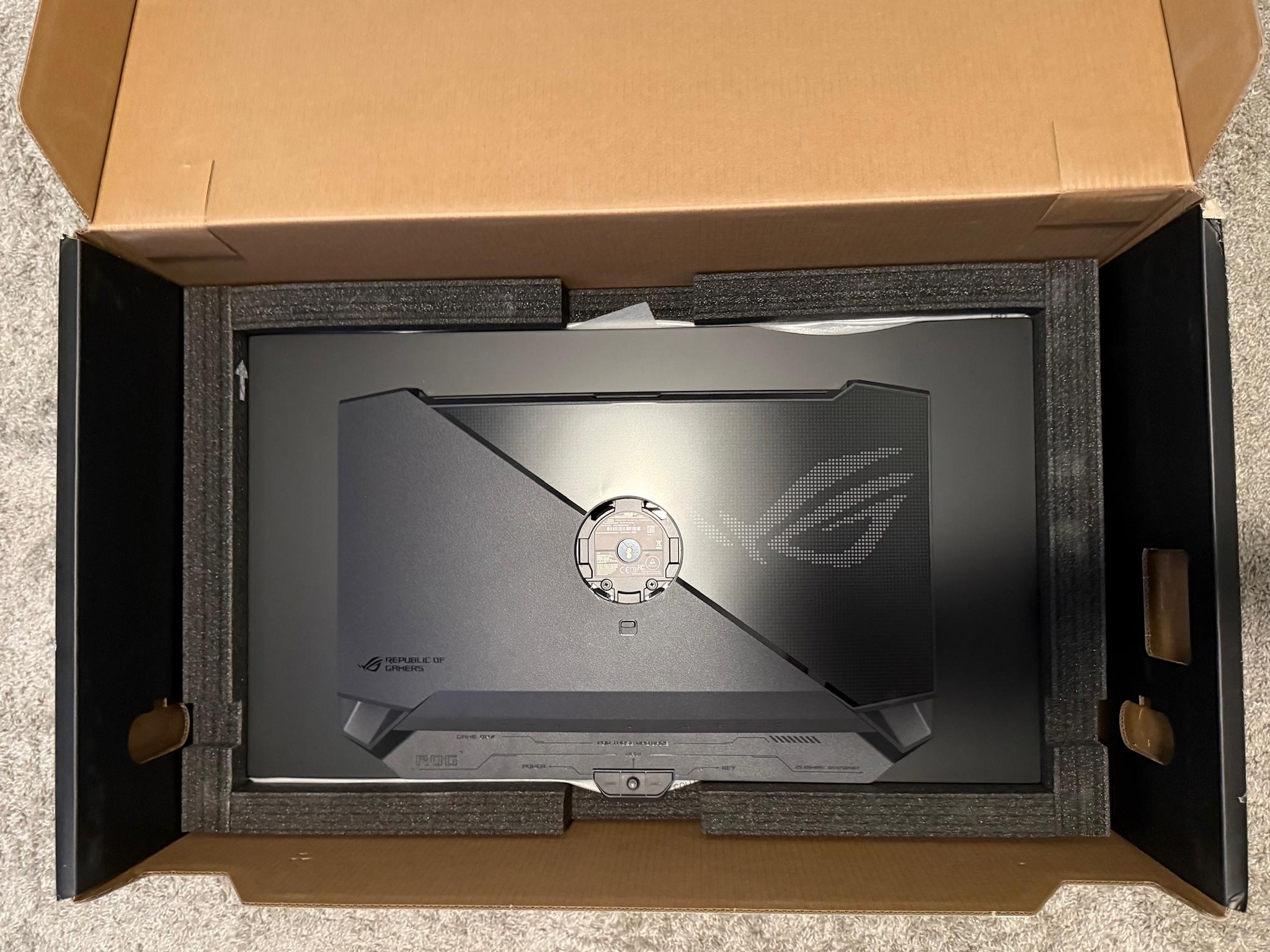 ASUS Swift QD-OLED PG32UCDM 32"