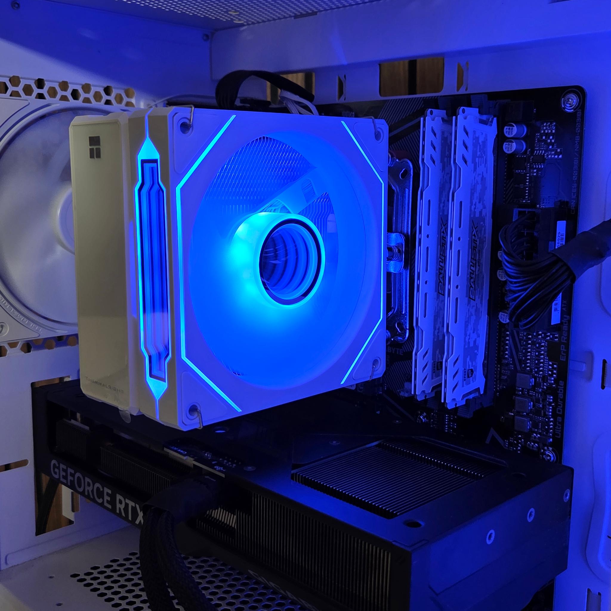 WHITEOUE | RTX 4070S 16GB | Ryzen 5 5600x | 32GB RAM | NVME | Windows 11|