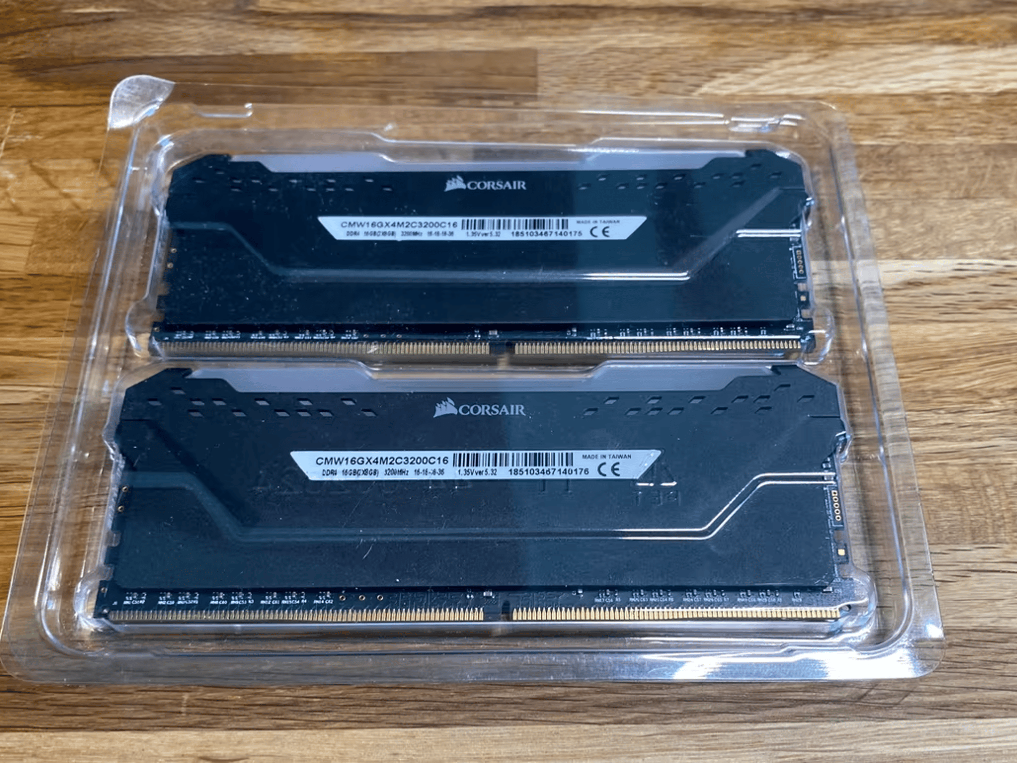 Corsair Vengeance Rgb Pro 16GB (2x8GB) DDR4 3200MHz C16 Ram