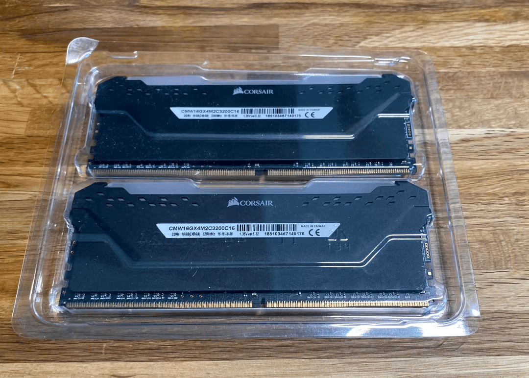 Corsair Vengeance Rgb Pro 16GB (2x8GB) DDR4 3200MHz C16 Ram