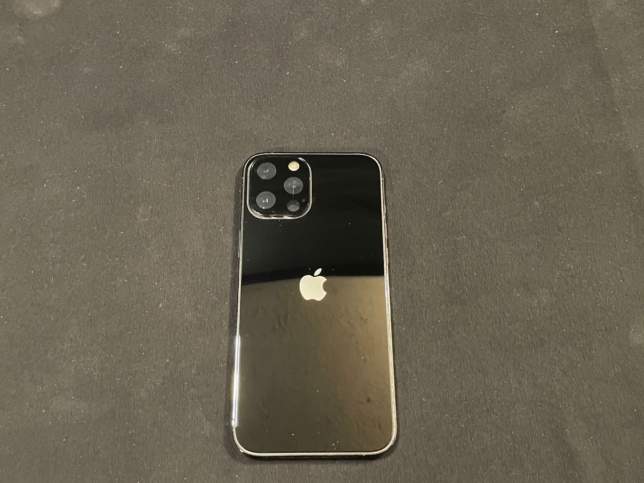 Iphone 12 Pro Max 128gb Att With Tempered Glass And Case