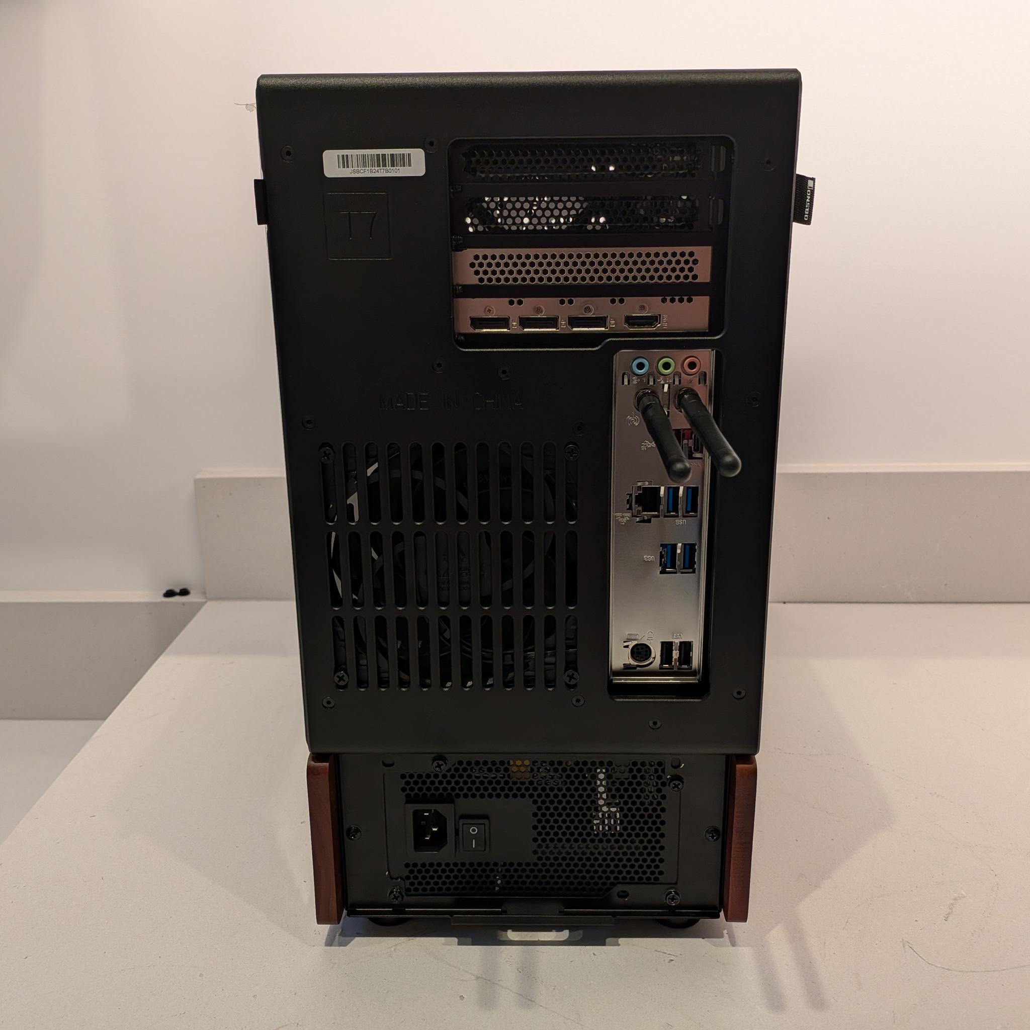 1440p Lumberjack - Intel Arc B580, Intel Core i5 12600KF, 32 GB DDR4, 1 TB Gen 4 NVME, RGB