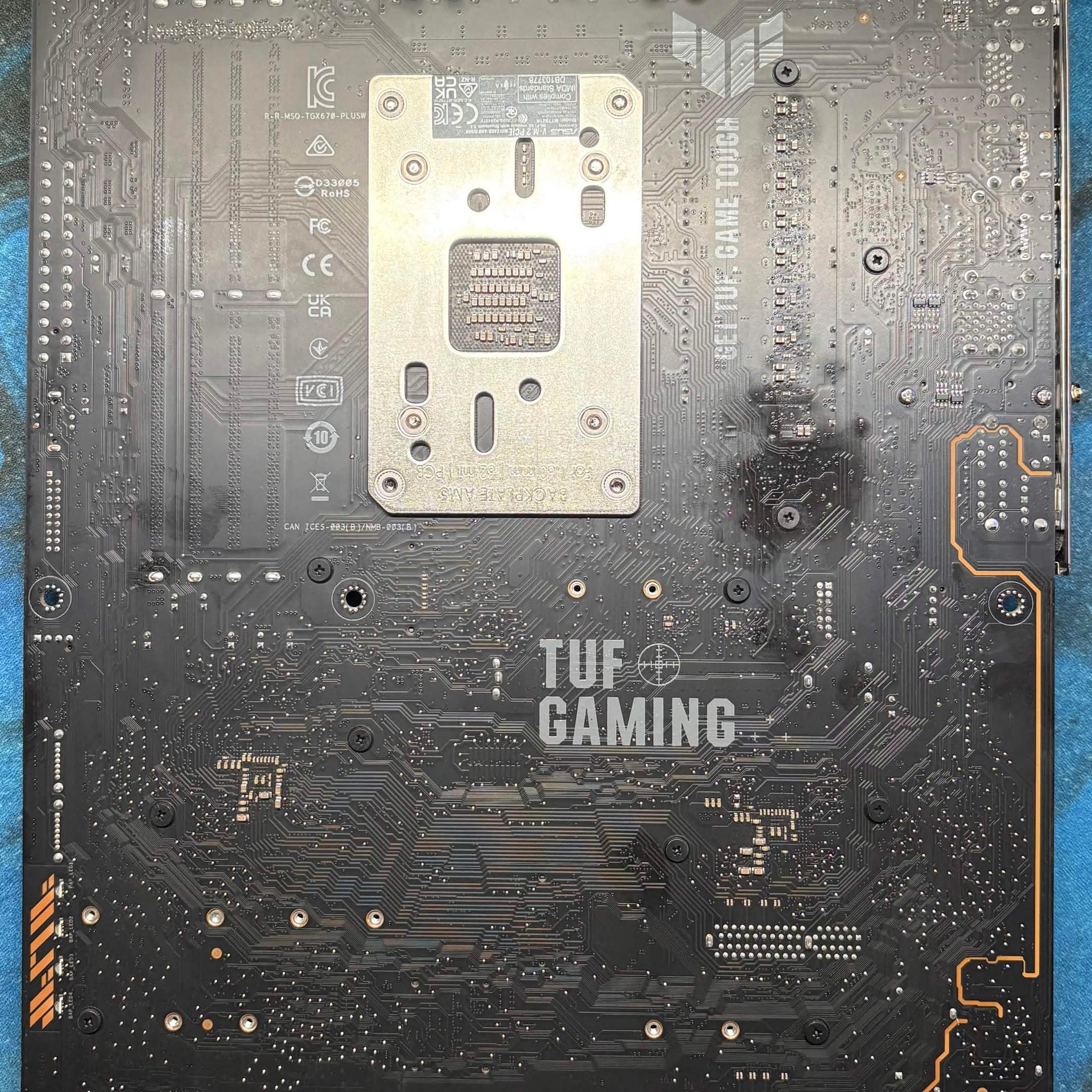 ASUS TUF GAMING X670E-PLUS WIFI ATX AM5 MOTHERBOARD - BOX & SHOWN CABLES INCLUDED - RECENT BIOS