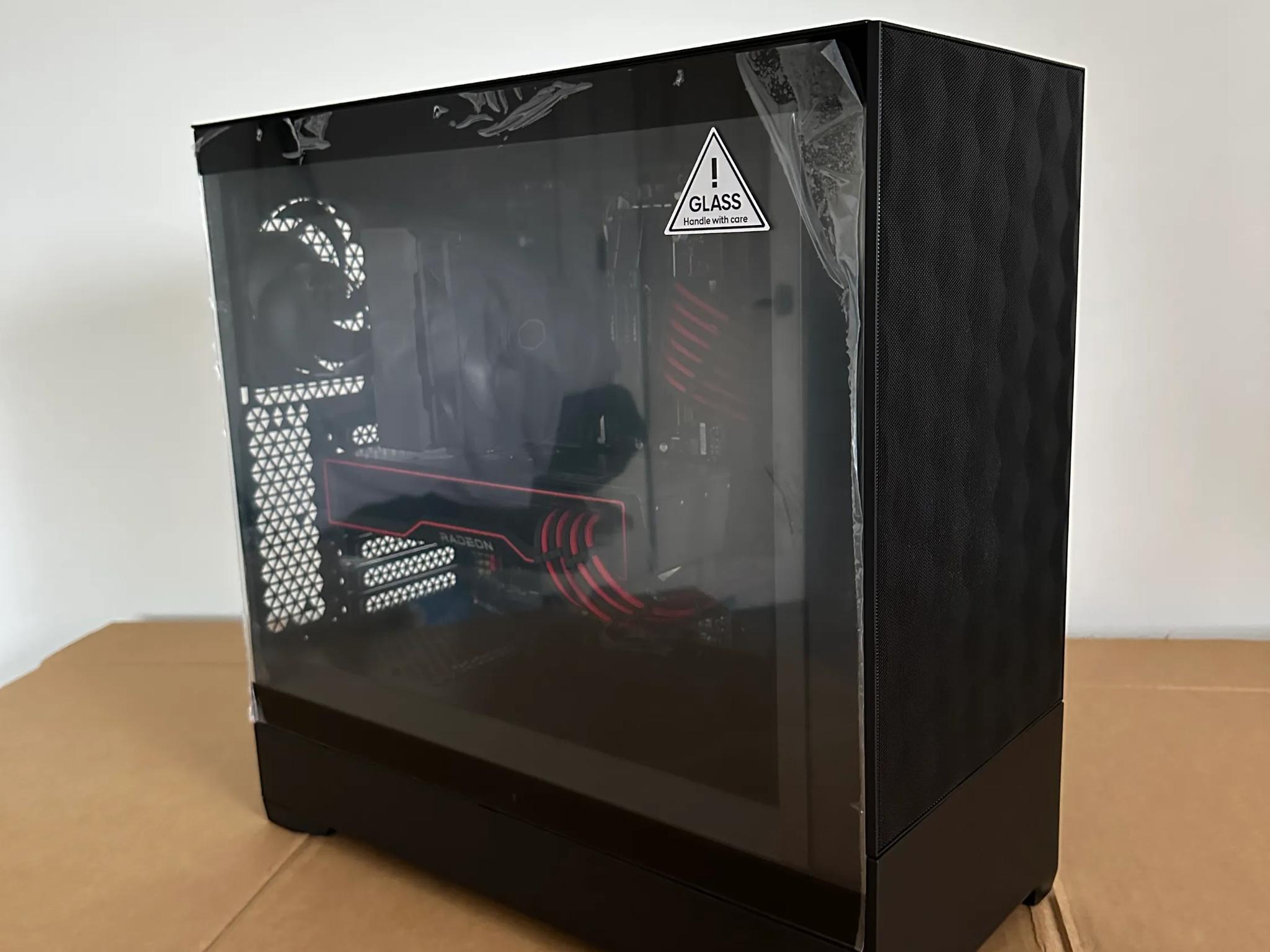 AMD Ryzen 5 5800X + 6800XT + 32GB RAM + 1TB SSD - BLACK AND RED