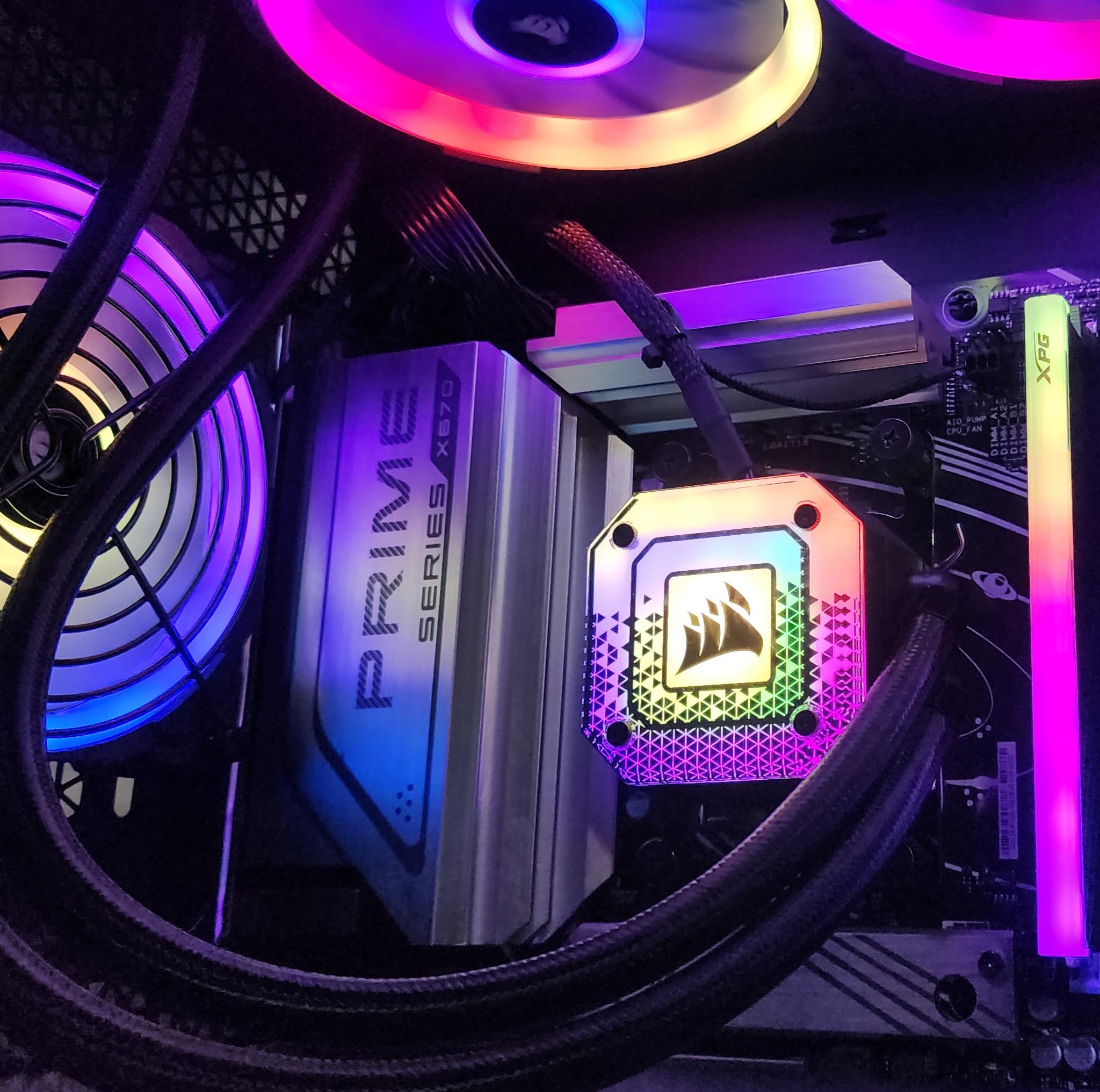 Gaming PC Ryzen 9 7950X3D 32GB RAM 2TB SSD RTX 4070 Ti SUPER 16GB Win11 Computer