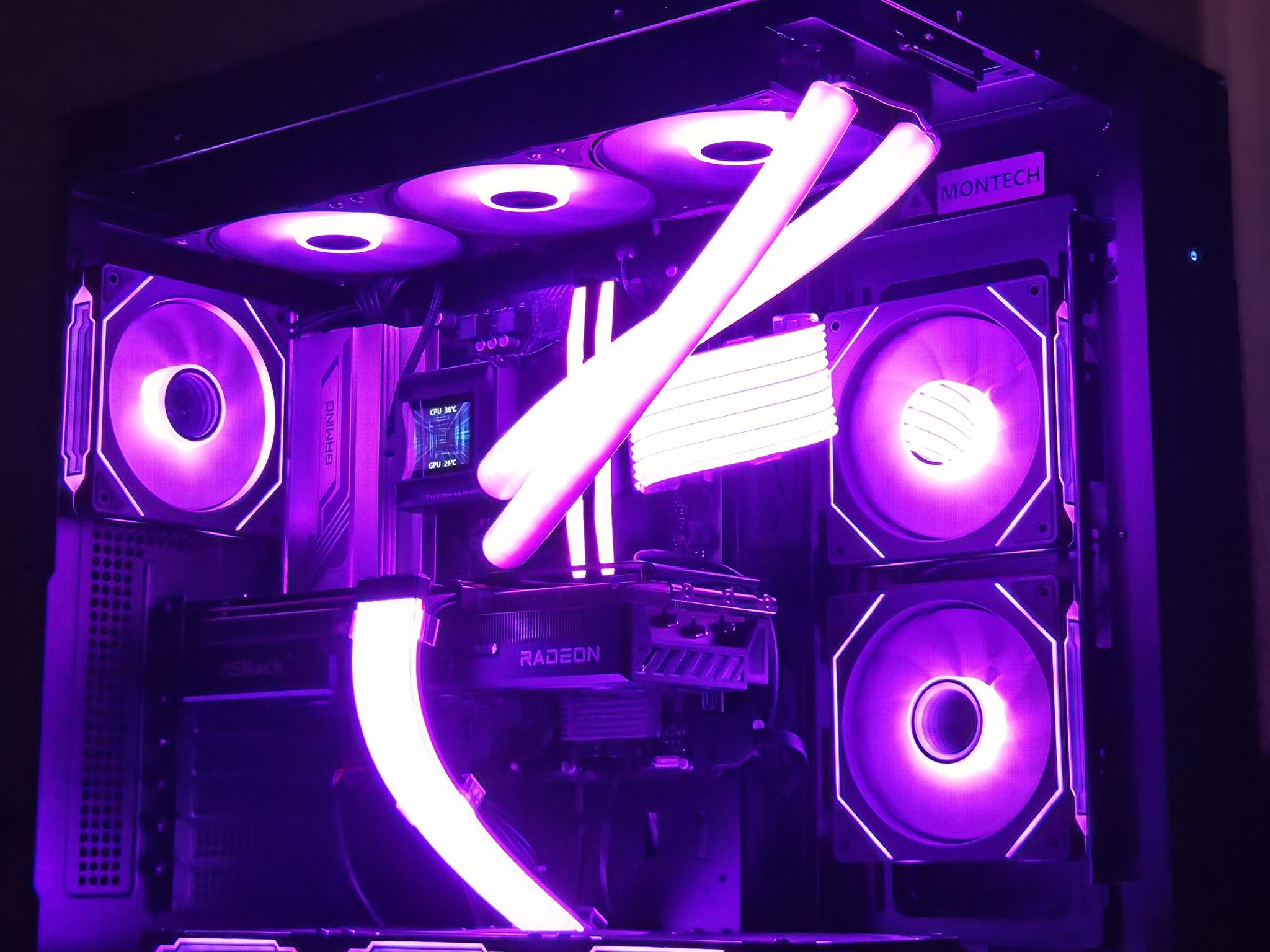 The Dark Knight! 🦇 | RX 9070 16GB | Ryzen 5 9600X | 32GB DDR5 6000 | 1TB NVMe | LCD Display!