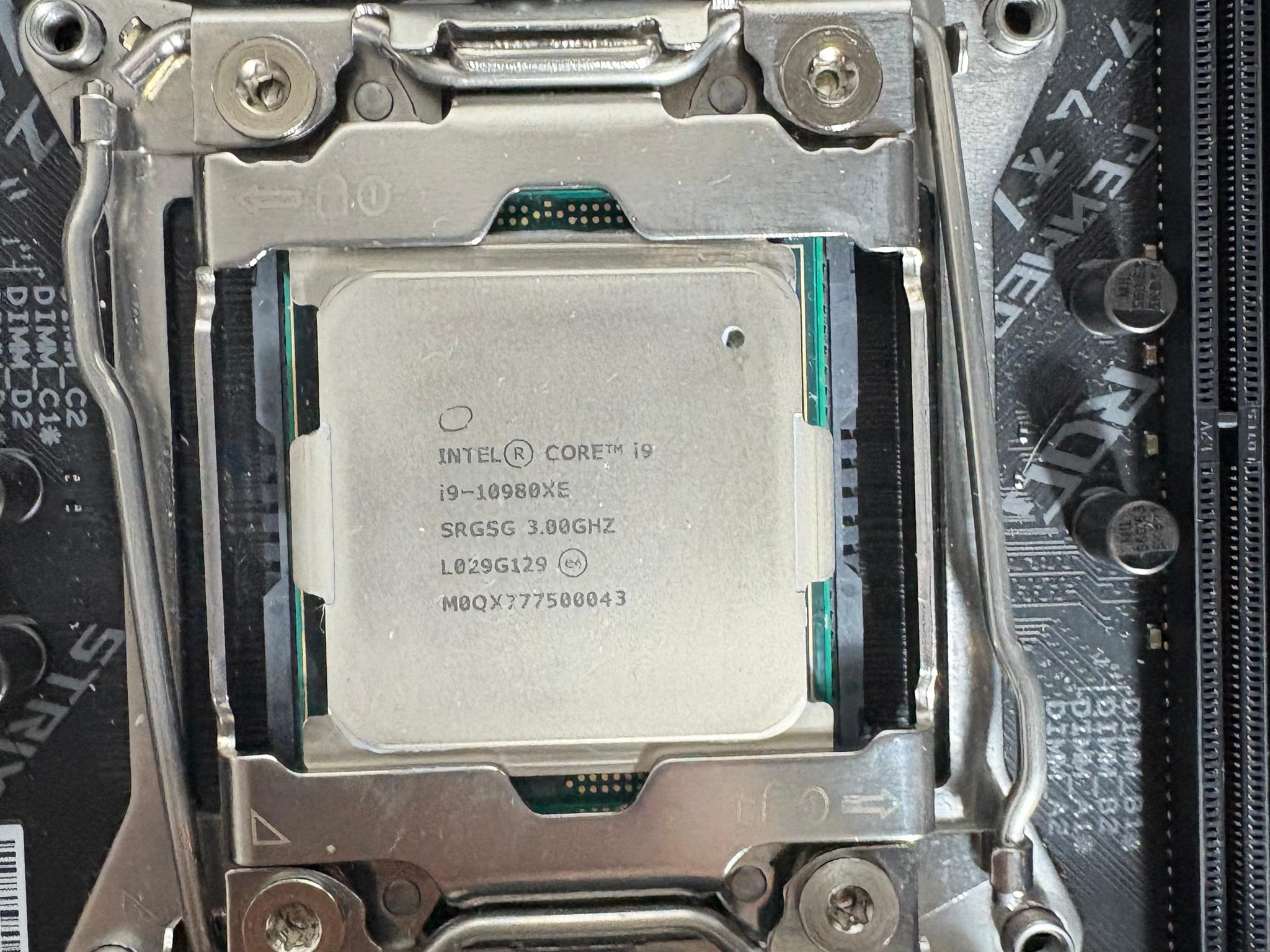Workstation Combo: i9 10980XE (18 Cores, 36 Threads) and ASUS ROG X299-E Gaming II