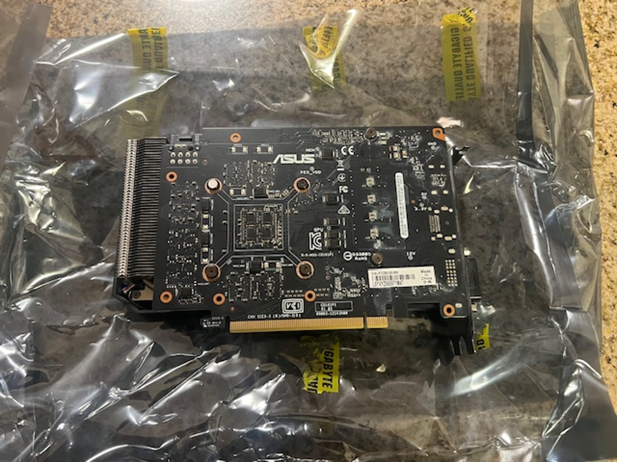 ASUS GeForce RTX 2060 Dual MINI Overclocked Dual-Fan 6GB GDDR6 PCIe 3.0 Graphics Card