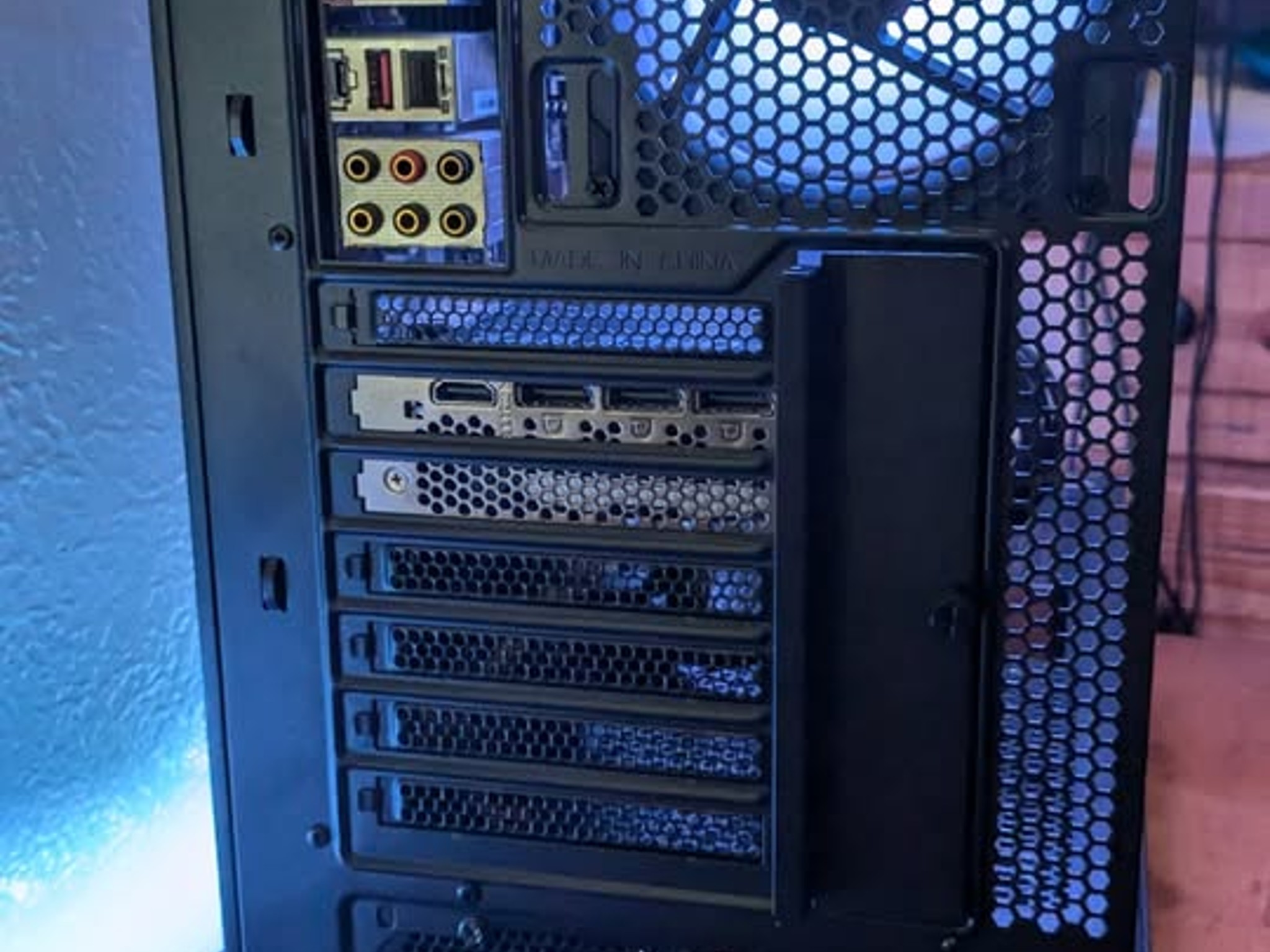 🔥RTX 4060 Ti, Ryzen 7 3700X, 16 GB RAM, 1 TB Storage