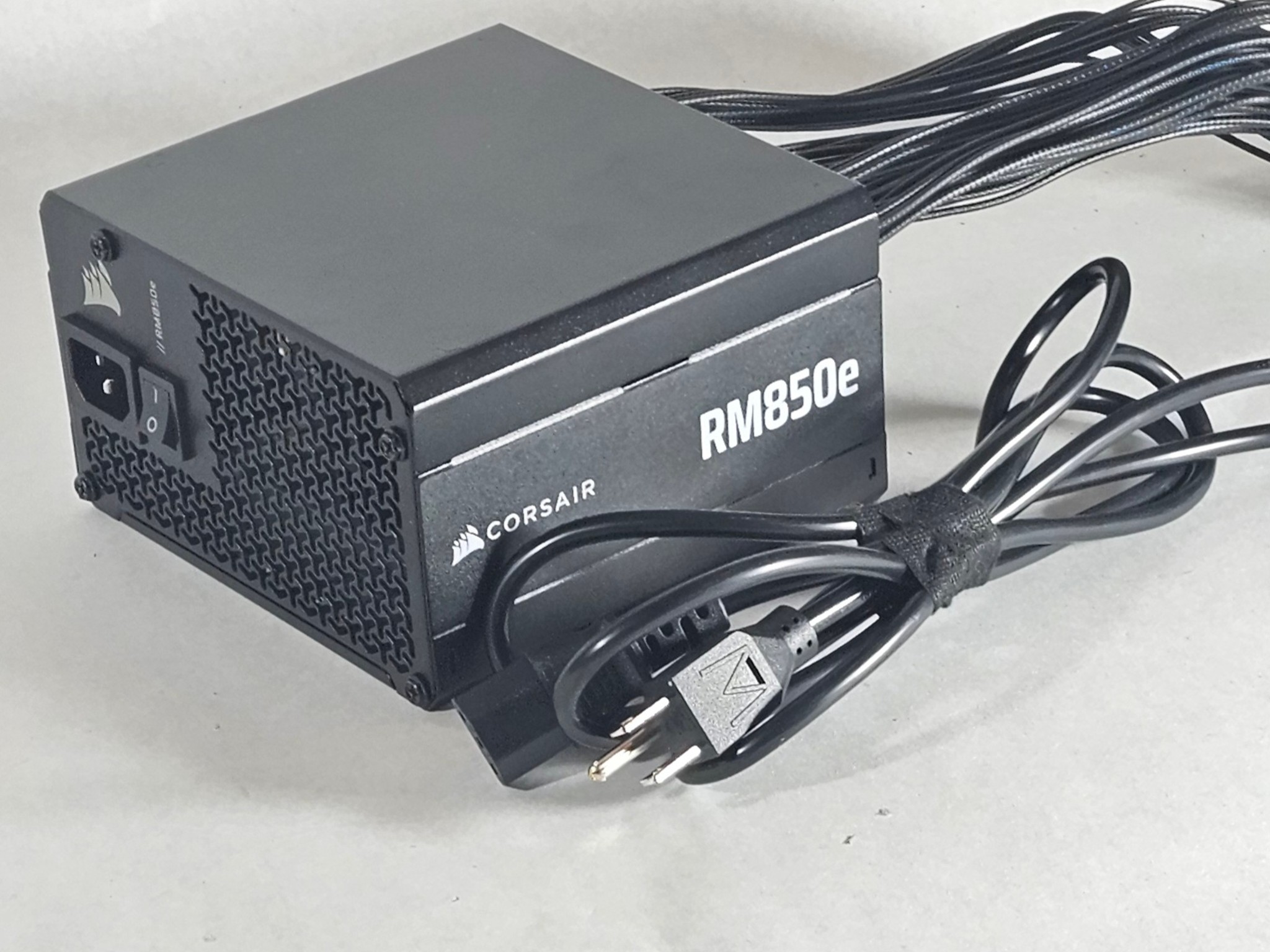 850 Watt PSU Corsair RM850e 850W Power Supply