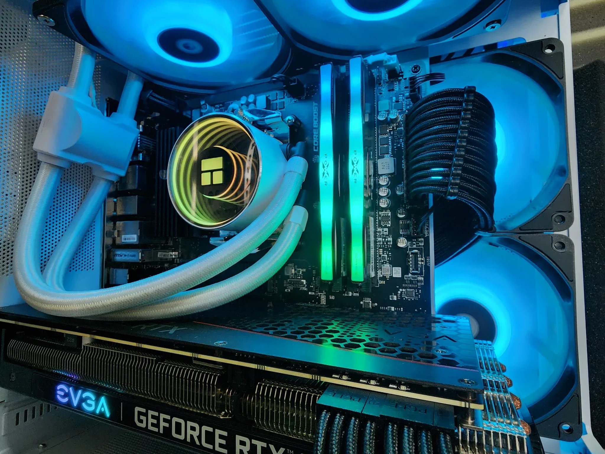 💙🤍💙EVGA RTX 3070 XC3 // AMD Ryzen 7 5700G // Zenith RGB 16GB 3200MHz // MSI M371 1TB NVMe SSD