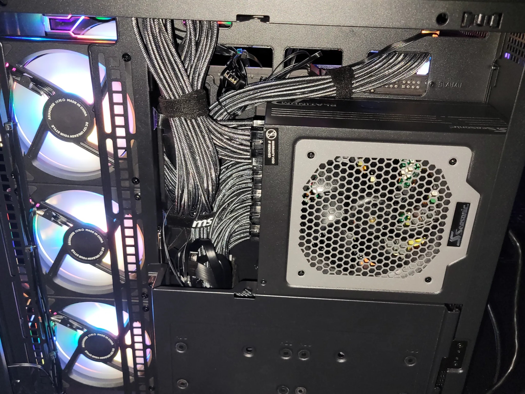 🚀Unleash Gaming Fury: Ryzen 7 7800X3D, TUF 4080 Super OC, 4TB M.2 SSD, 32GB DDR5!" 🚀