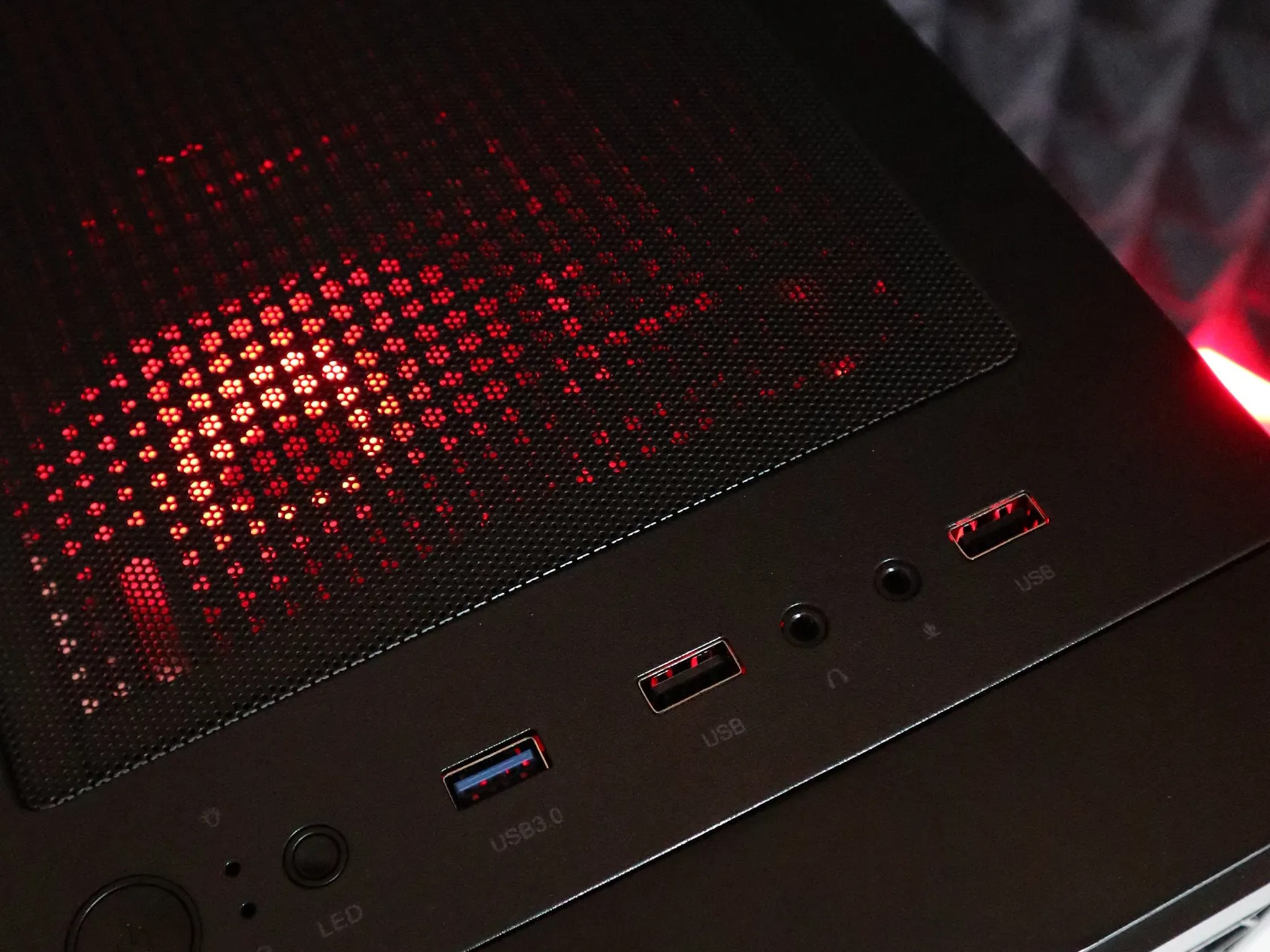 Type S | Ryzen 7 1700 / RX 5700 XT 8GB Gaming PC