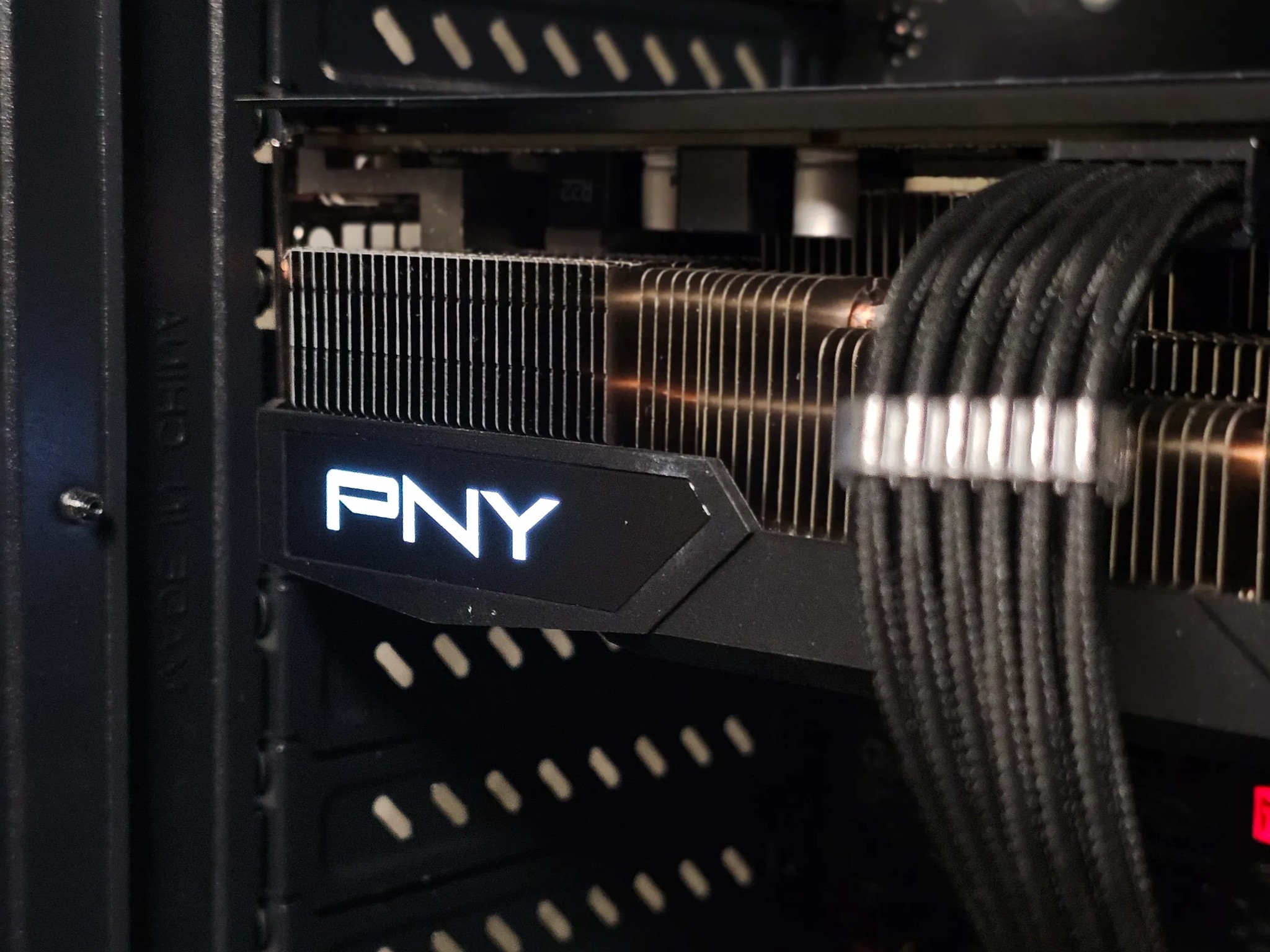 X-Mas Sale 1440p / RTX 3070-Ti 8GB / Ryzen 7 5800x / 32GB DDR4 / 1TB SSD