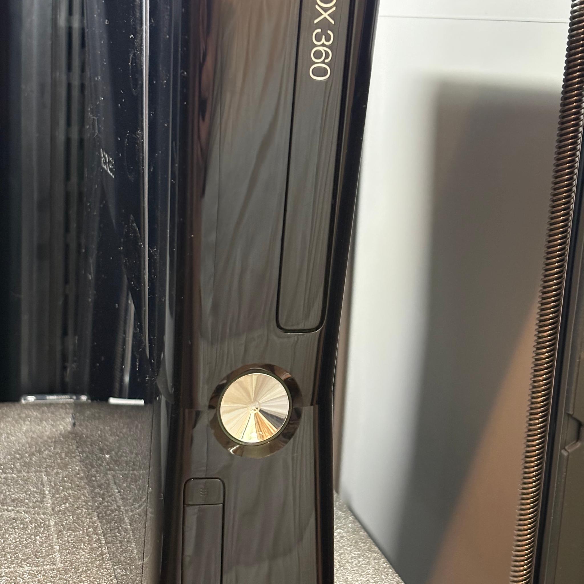 Xbox 360 Slim