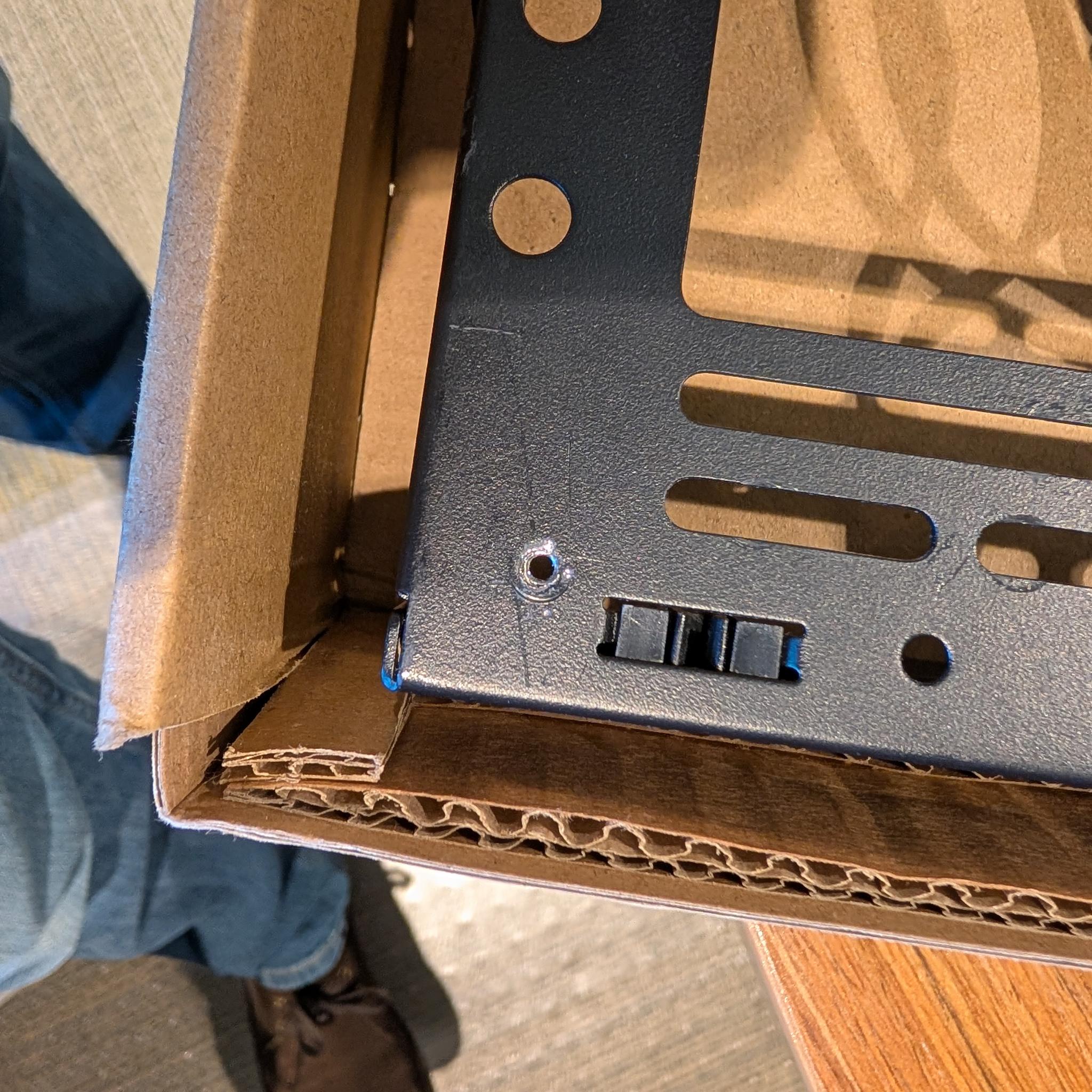 SSUPD Meshroom S w/PCIe 5.0 Riser (Black - Mesh)