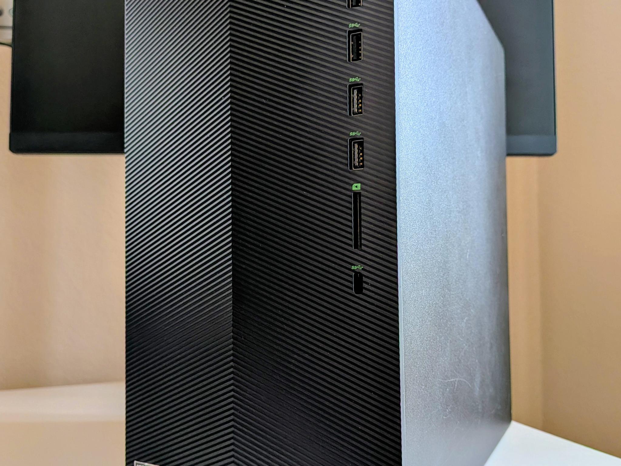 HP Gaming PC (Ryzen 3 3200g/GTX 1650 Super/16GB/256GB NVME + 250GB HDD)