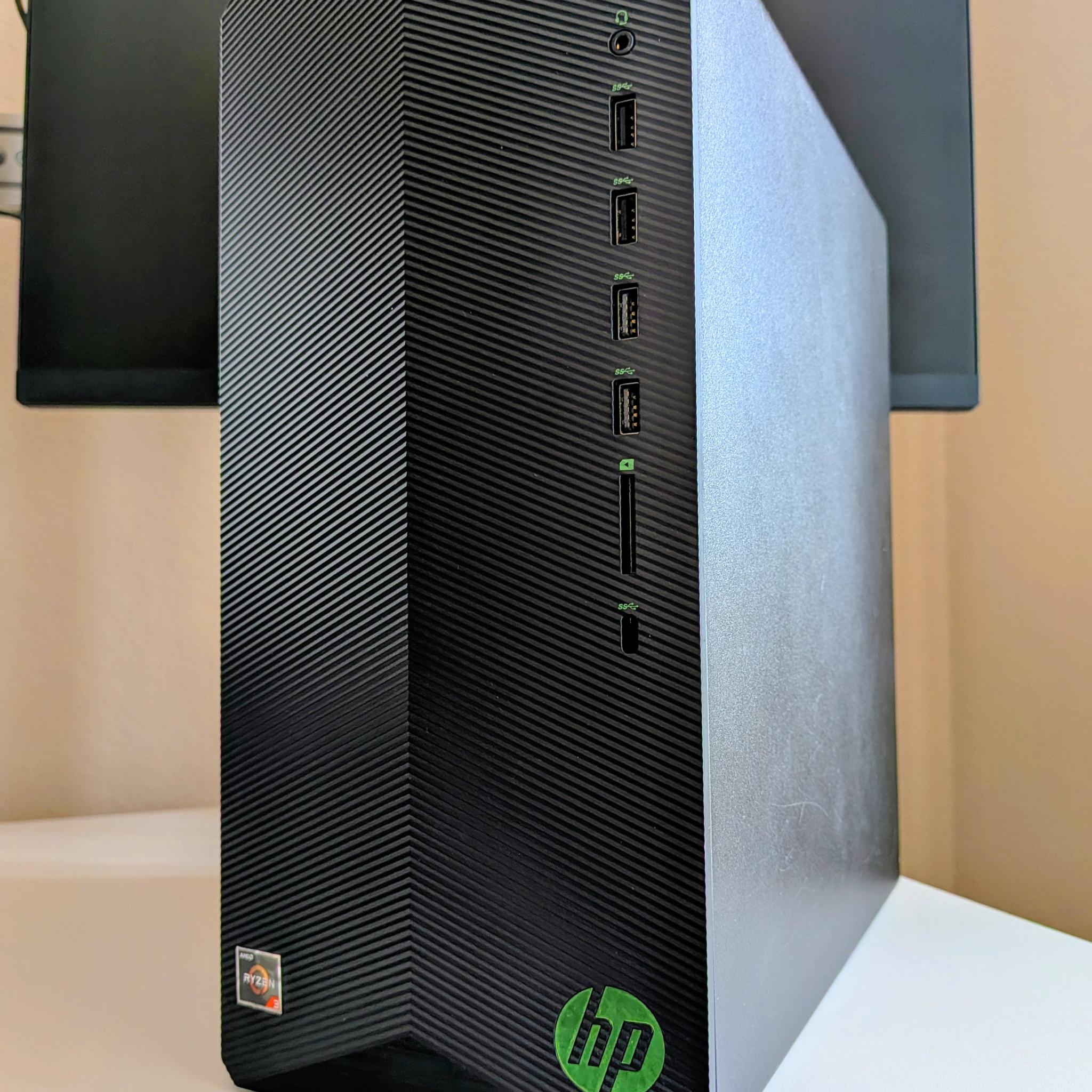 HP Gaming PC (Ryzen 3 3200g/GTX 1650 Super/16GB/256GB NVME + 250GB HDD)