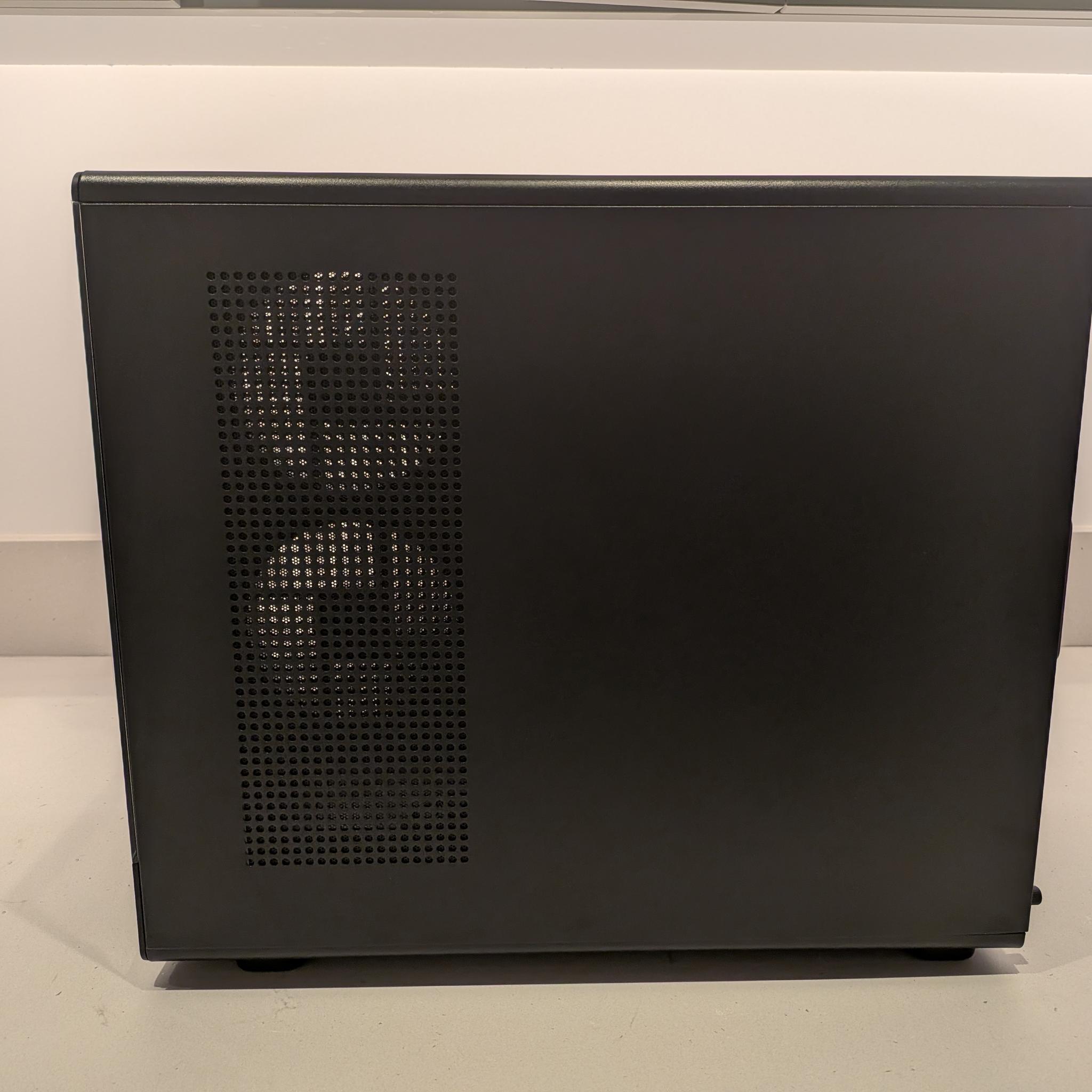 1440p Slayer - RX 7700 XT, Ryzen 5 5700, 32 GB DDR4, 1 TB Gen 4 NVME, RGB