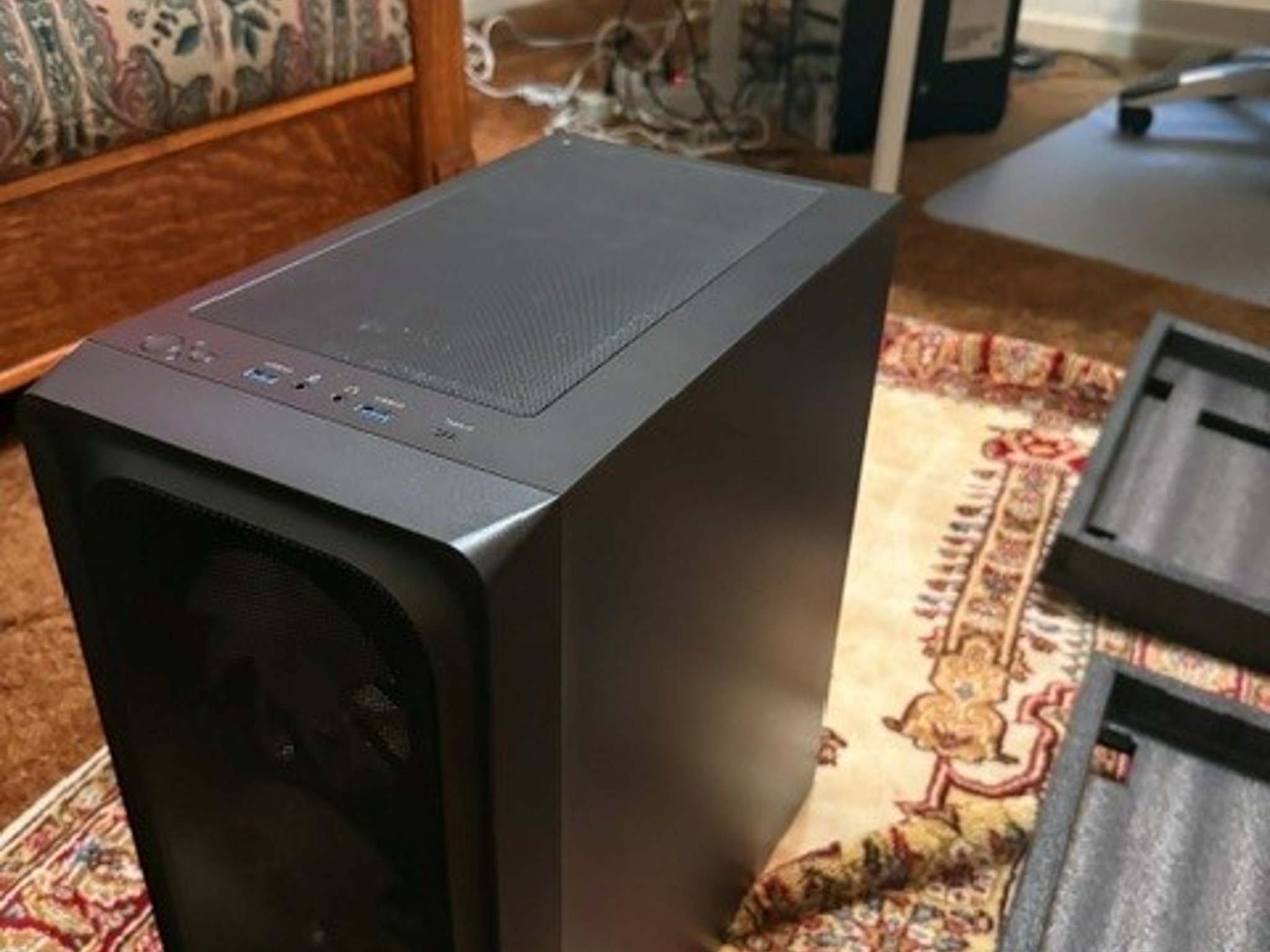 Darkrock ec2 ATX Mid Tower Case Black Tempered Glass