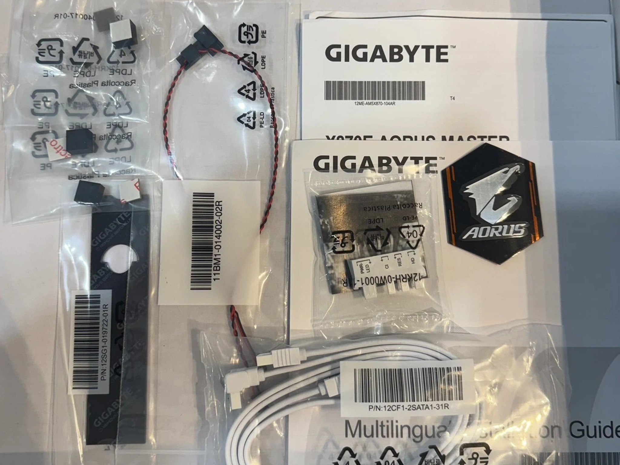 GIGABYTE - X870E AORUS PRO ICE (Socket AM5) AMD X870 ATX DDR5 Wi-Fi Motherboard