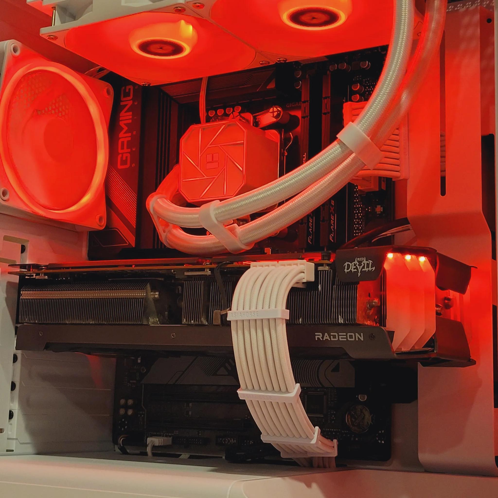 Gaming PC | Ryzen 7 7700X | RX 6800XT 16GB | 32GB DDR5 | 1TB nVME SSD | 1440p White Gaming PC RGB