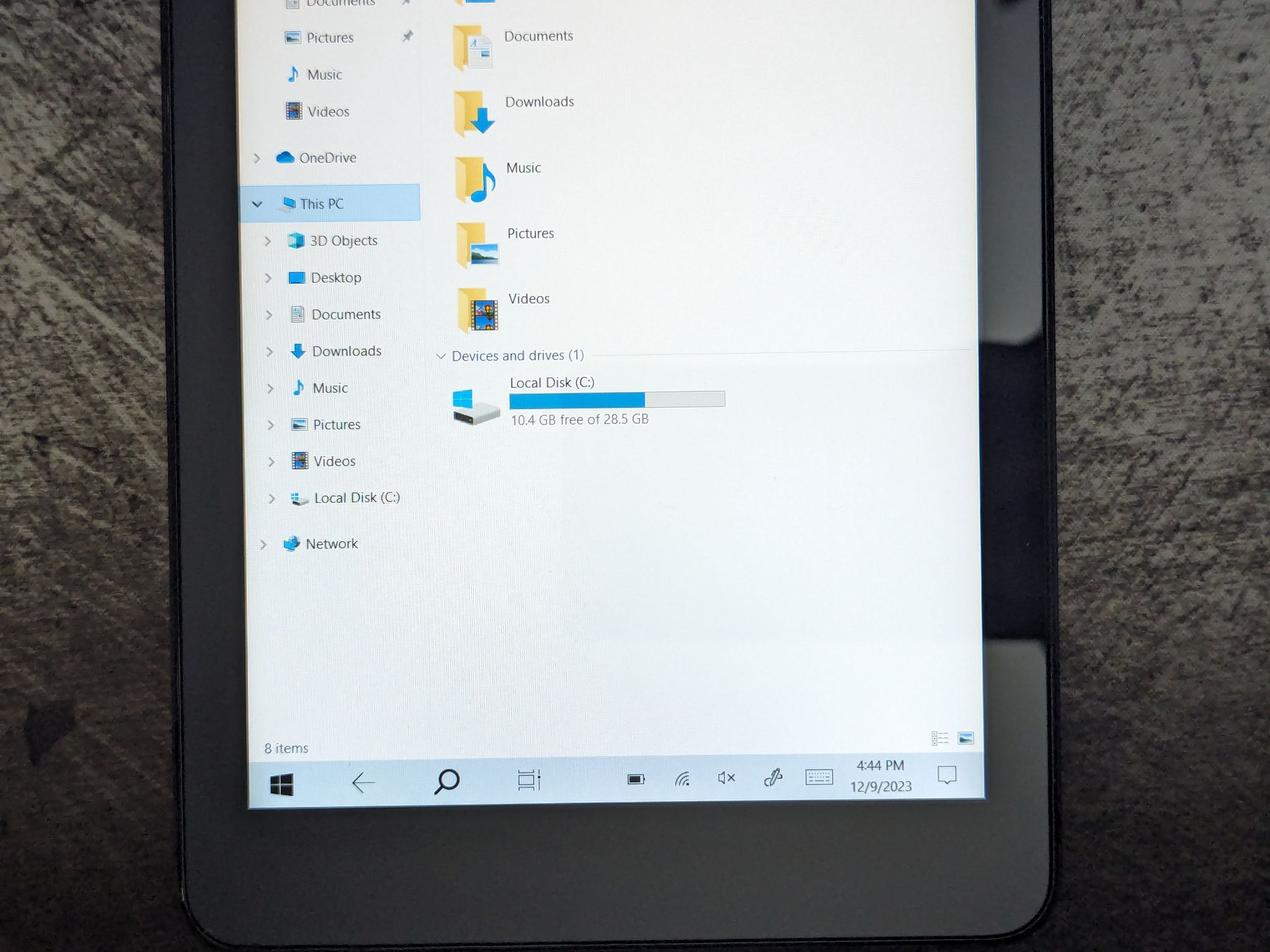Dell Venue 8 Pro 5830 32GB Windows 10 Tablet with Folio Case and Activation Card