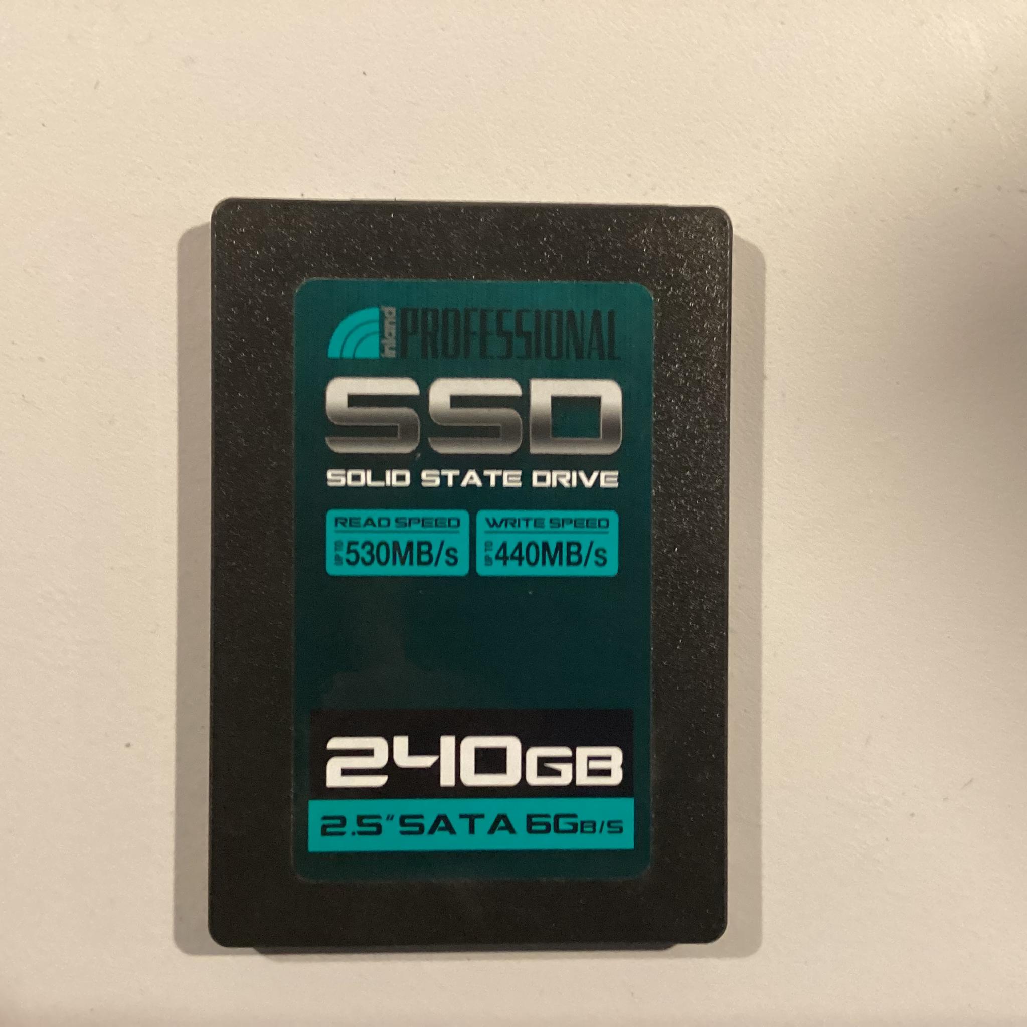 Inland Professional SSD 240GB Fast write speed