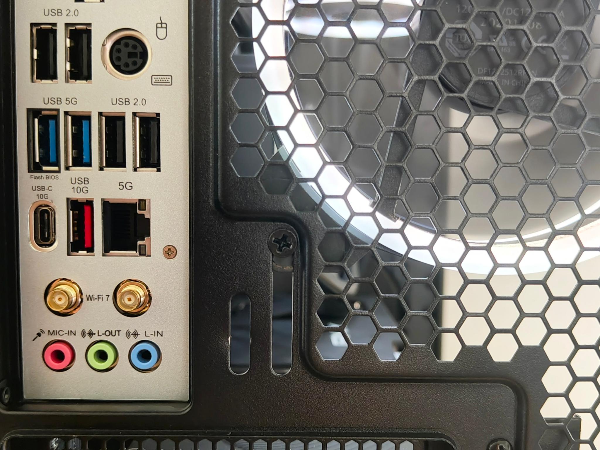 RTX 5070 TI | Ultra 7 265KF | Wood Gaming PC