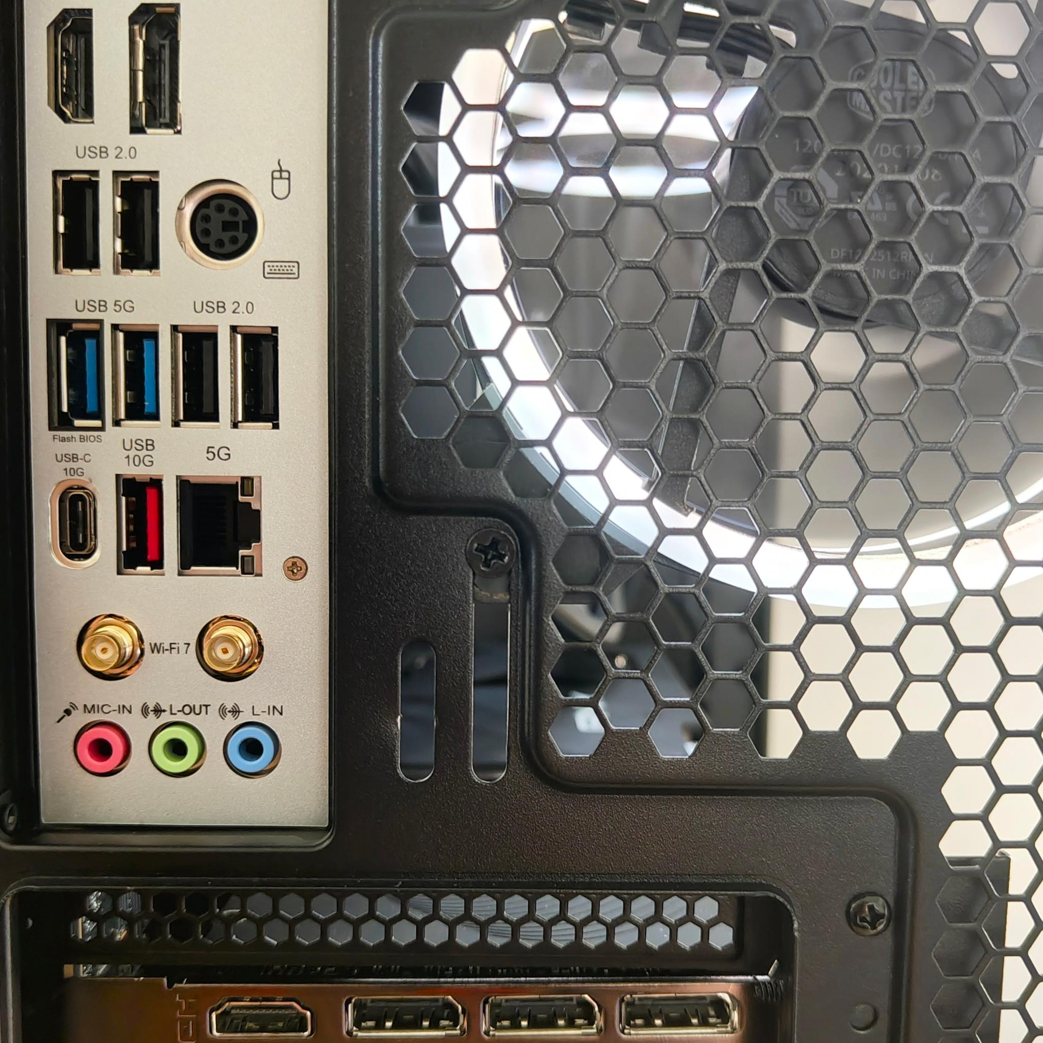 RTX 5070 TI | Ultra 7 265KF | Wood Gaming PC