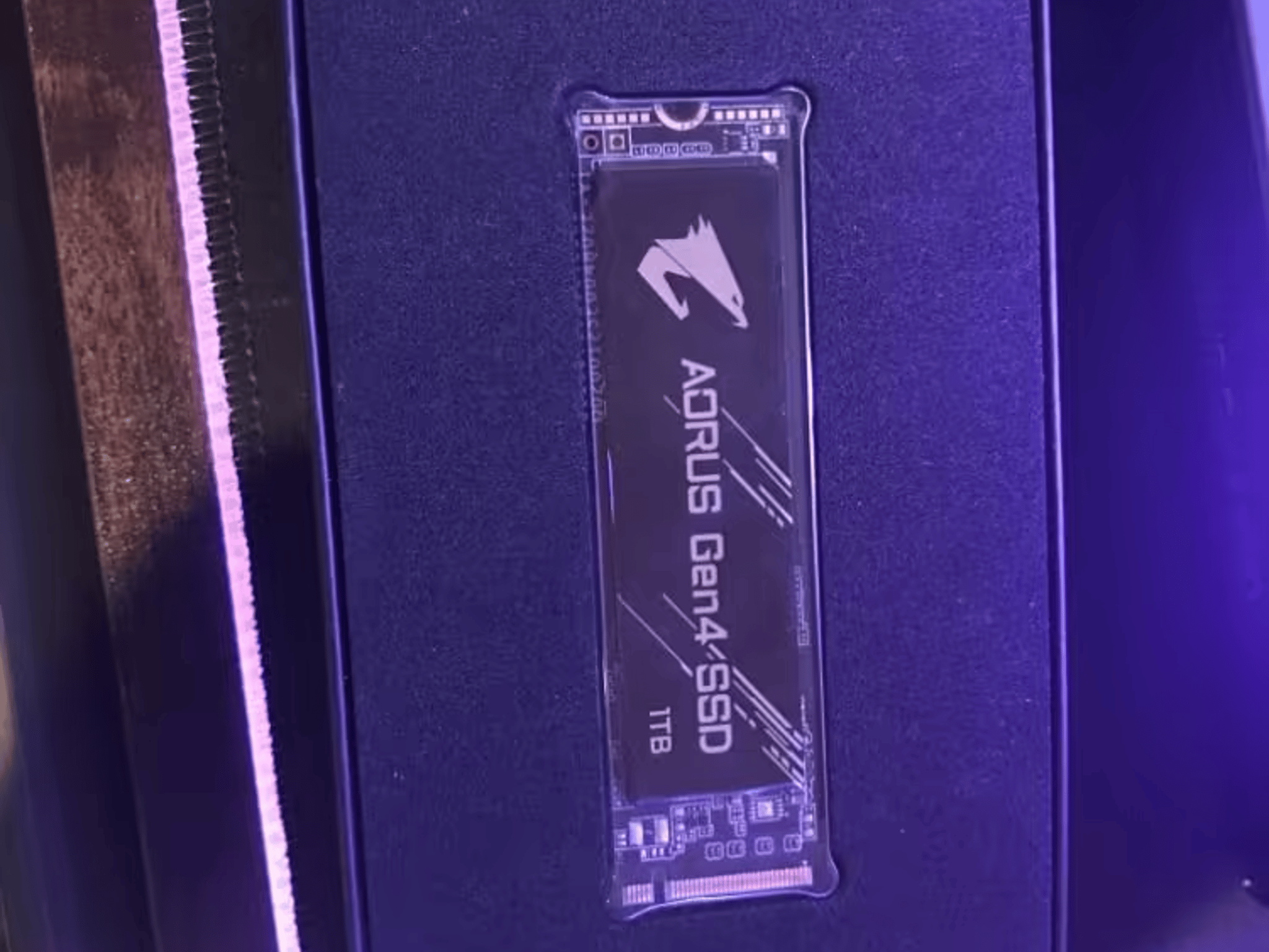 Gigabyte AORUS Gen4 1 TB M.2-2280 NVME Solid State Drive