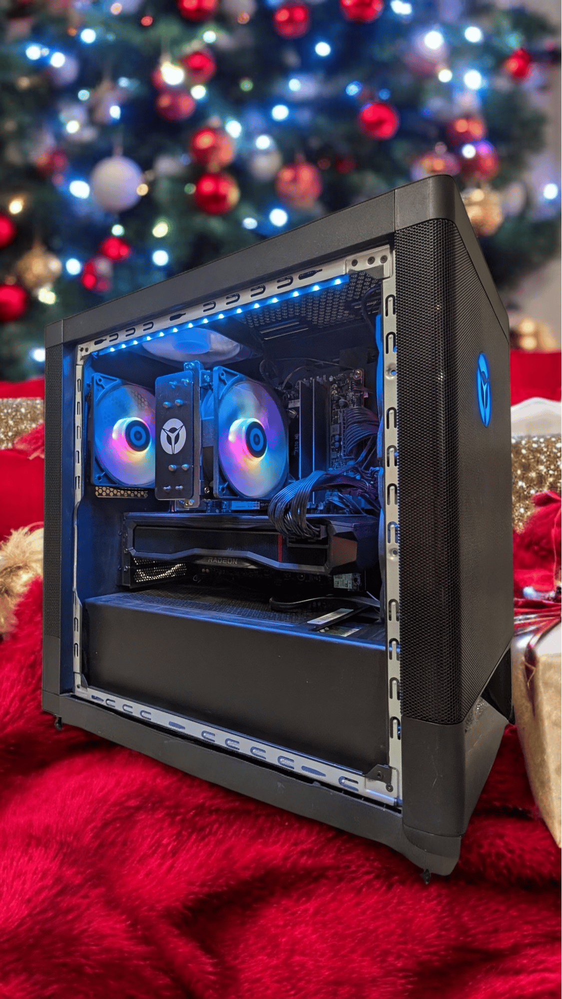 Jawa DOTD! Lenovo Legion 12700F | RX 7900XT | 32GB DDR5 | 1TB SSD