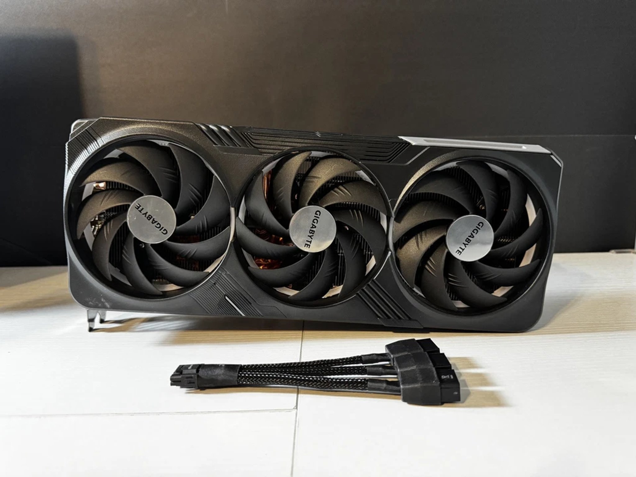 GIGABYTE GeForce RTX 4080 SUPER GAMING OC 16GB GDDR6X Graphics Card LIKE NEW